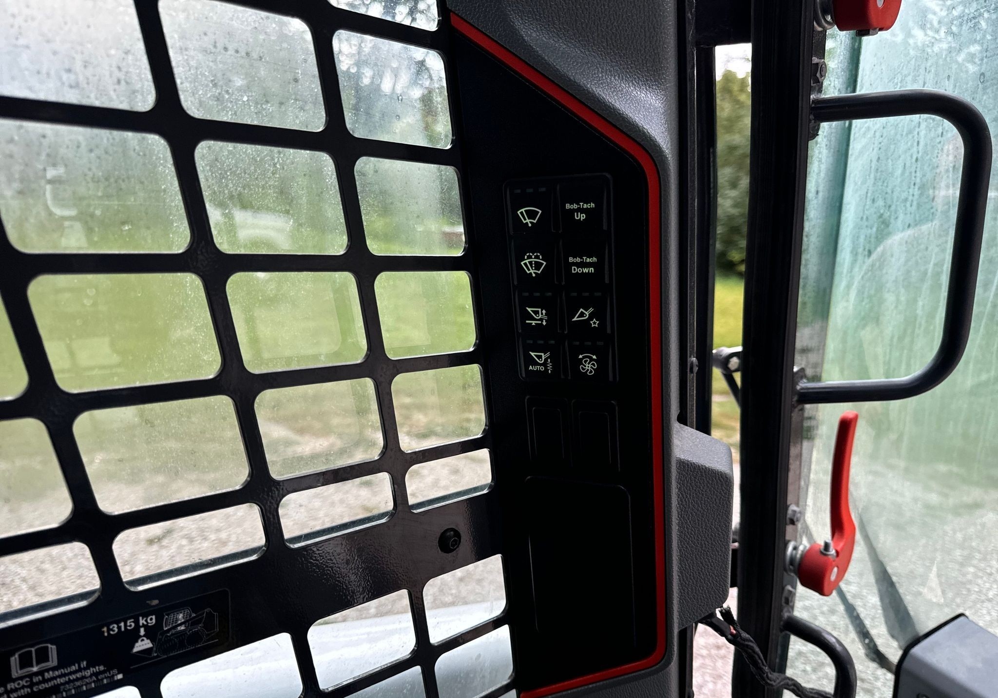 gallery 2022 Bobcat T76 R-Series tracked skid steer loader