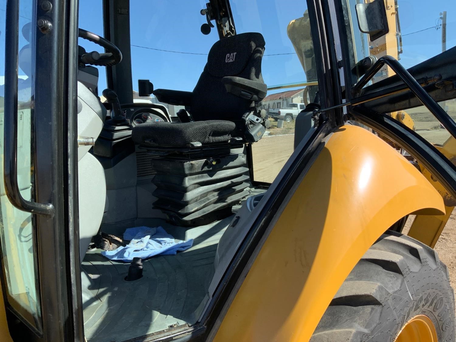 gallery 2011 Caterpillar 420E IT 4x4 Loader Backhoe