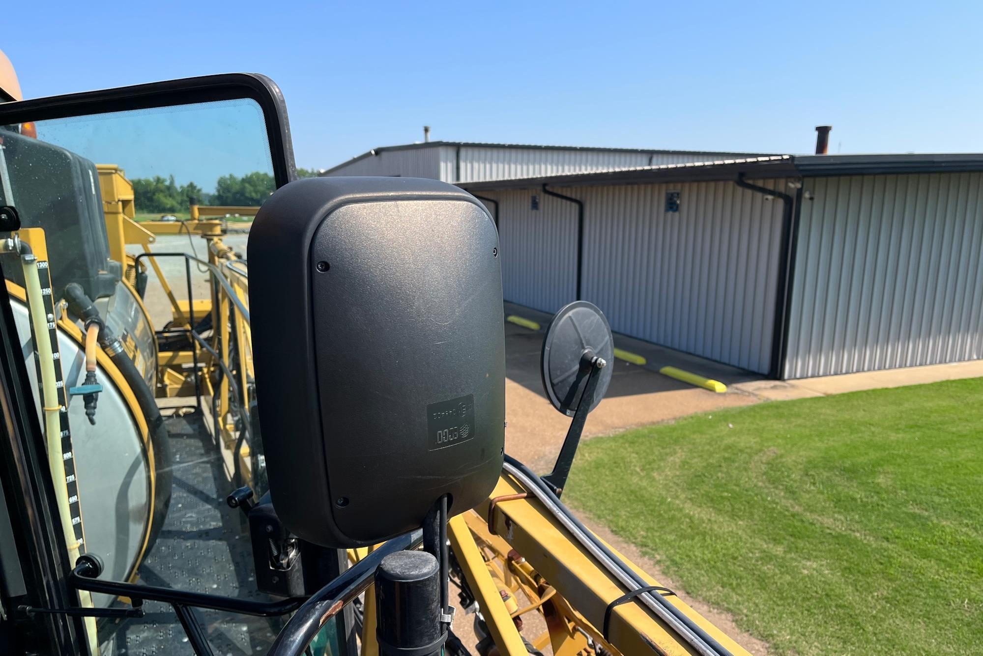gallery 2019 RoGator RG1300C Self-Propelled Sprayer