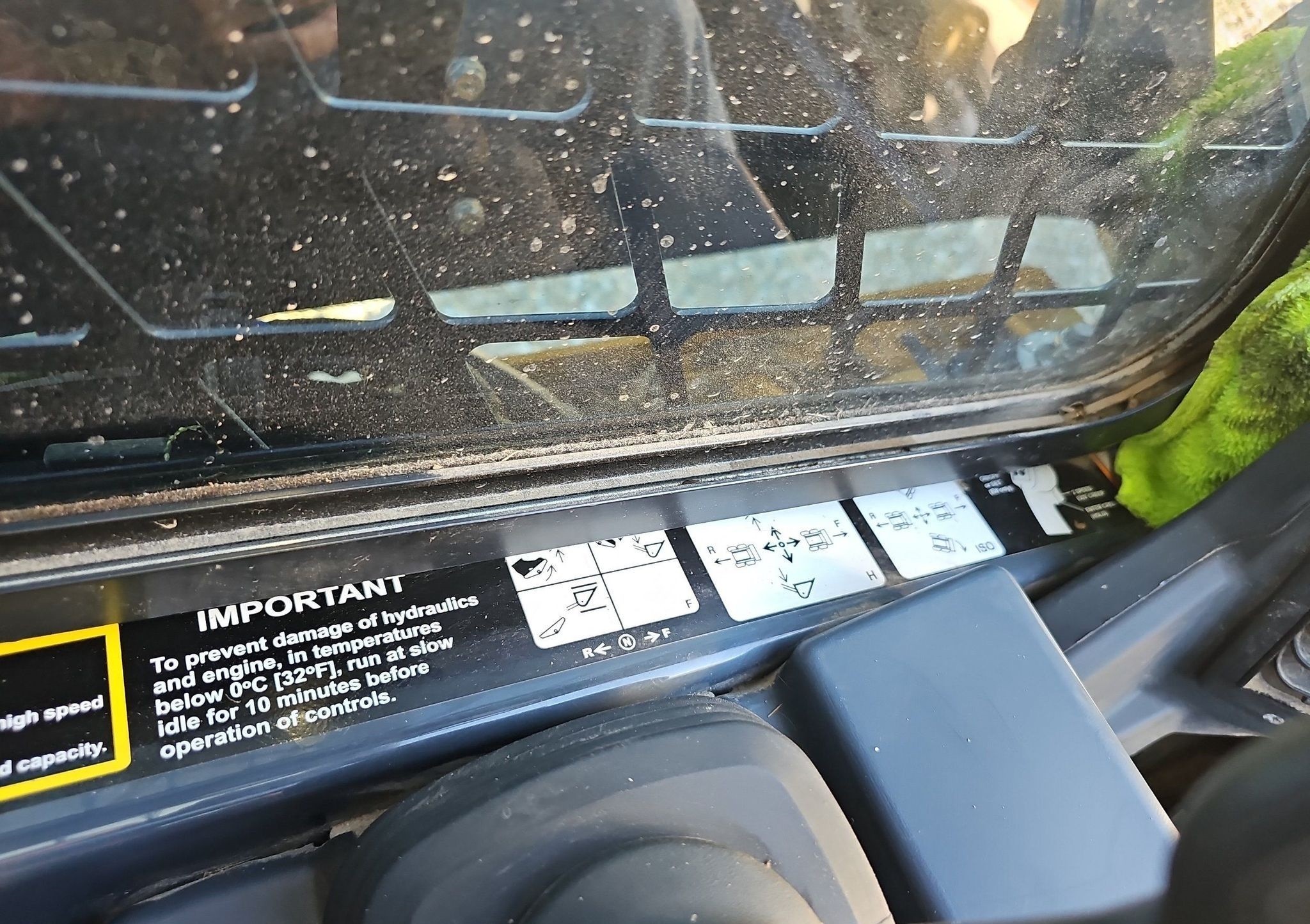 gallery 2021 John Deere 333G tracked skid steer loader
