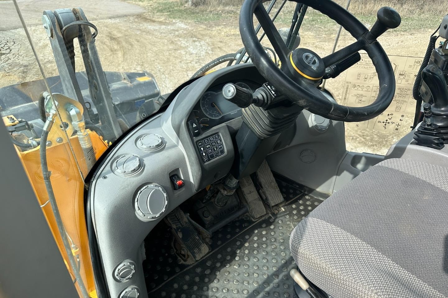 gallery 2018 Volvo L90H Wheel Loader