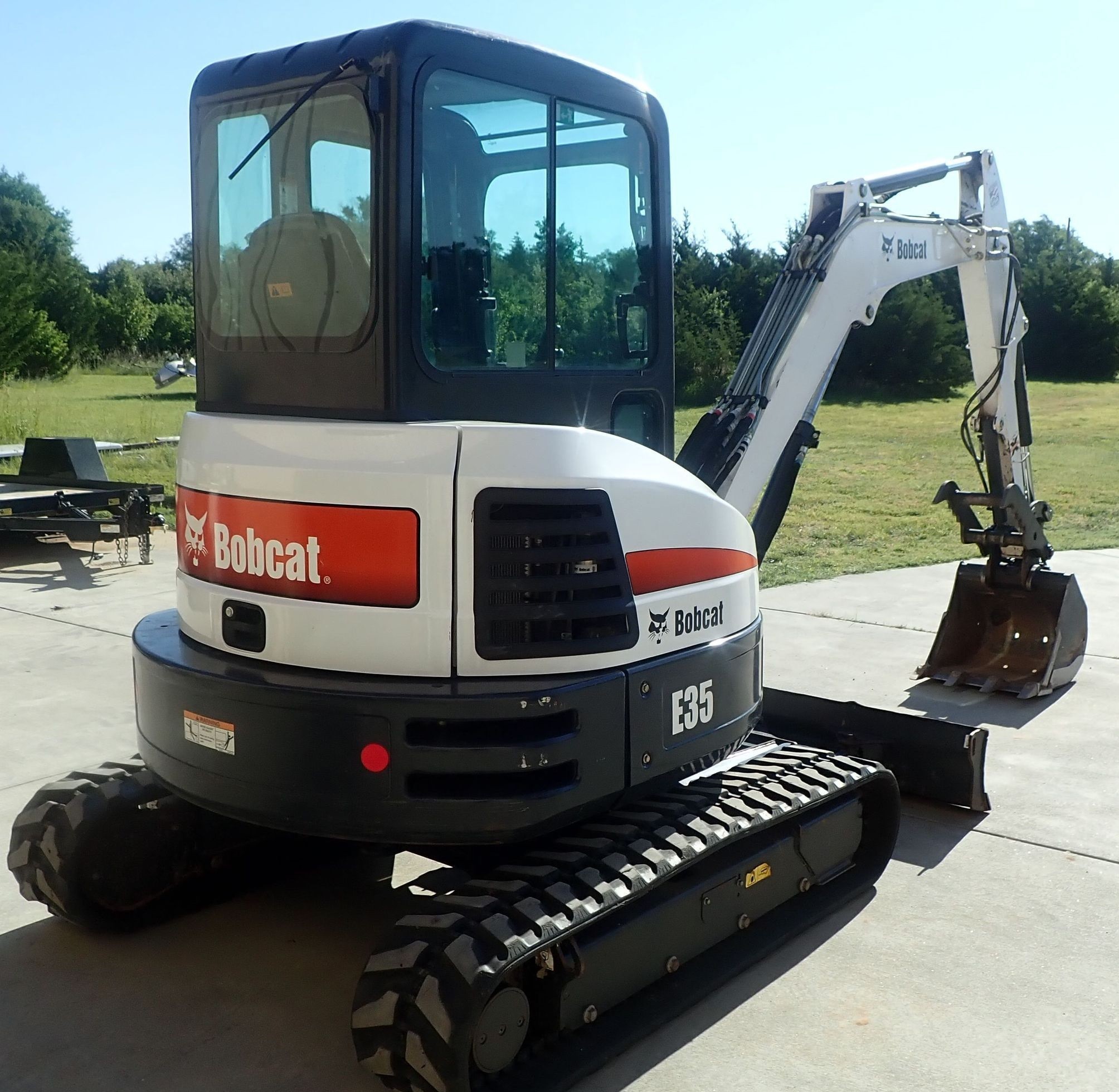 gallery 2015 Bobcat E35  mini excavator