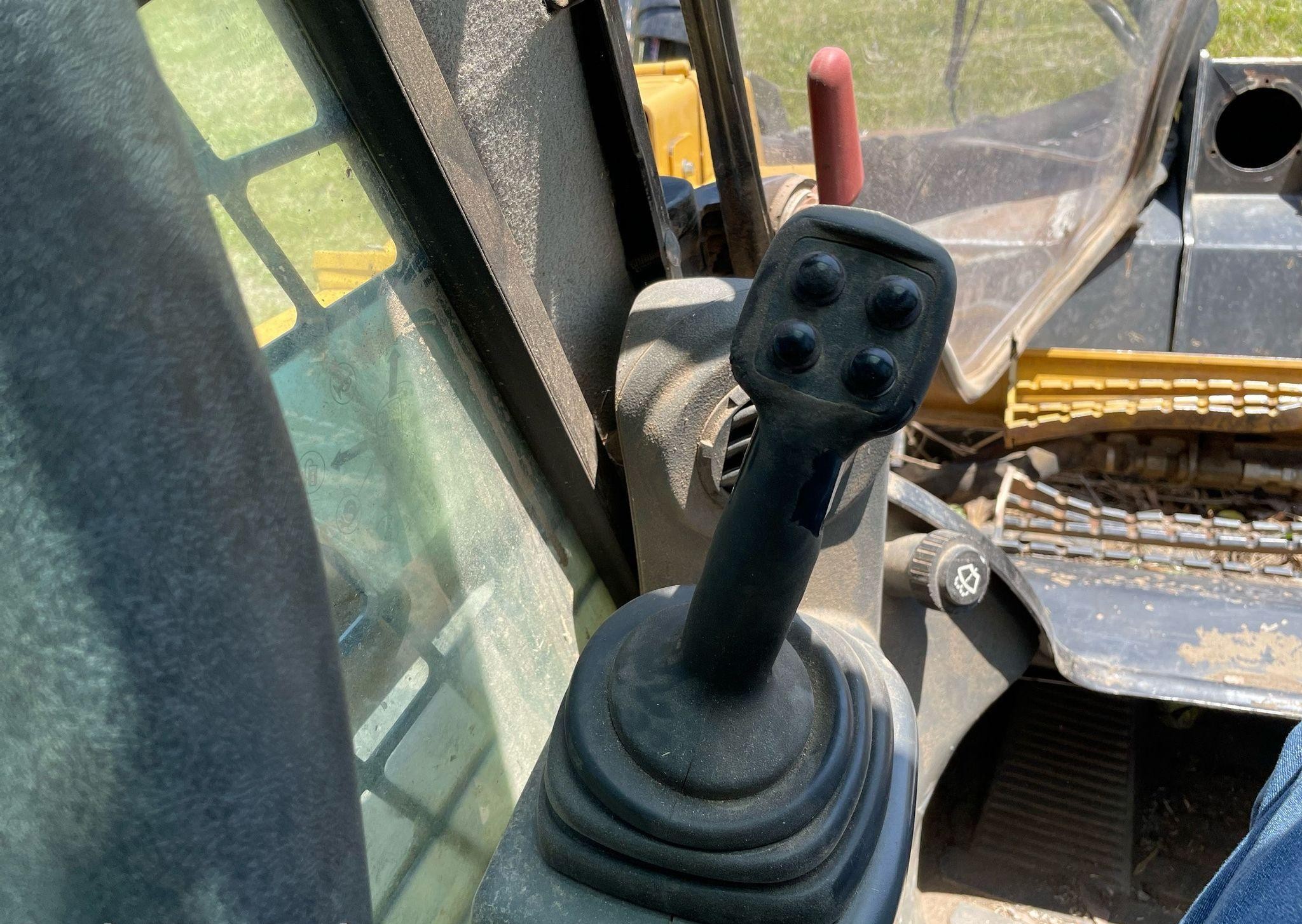 gallery 2017 Caterpillar 299D2XHP Skid Steer