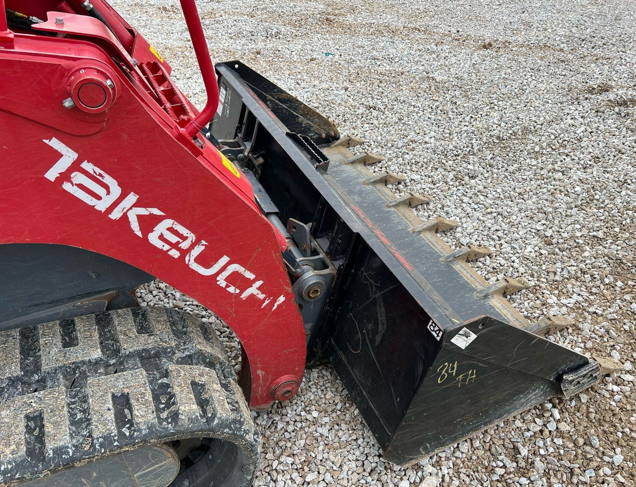 gallery 2020 Takeuchi TL12R2 tracked skid steer loader