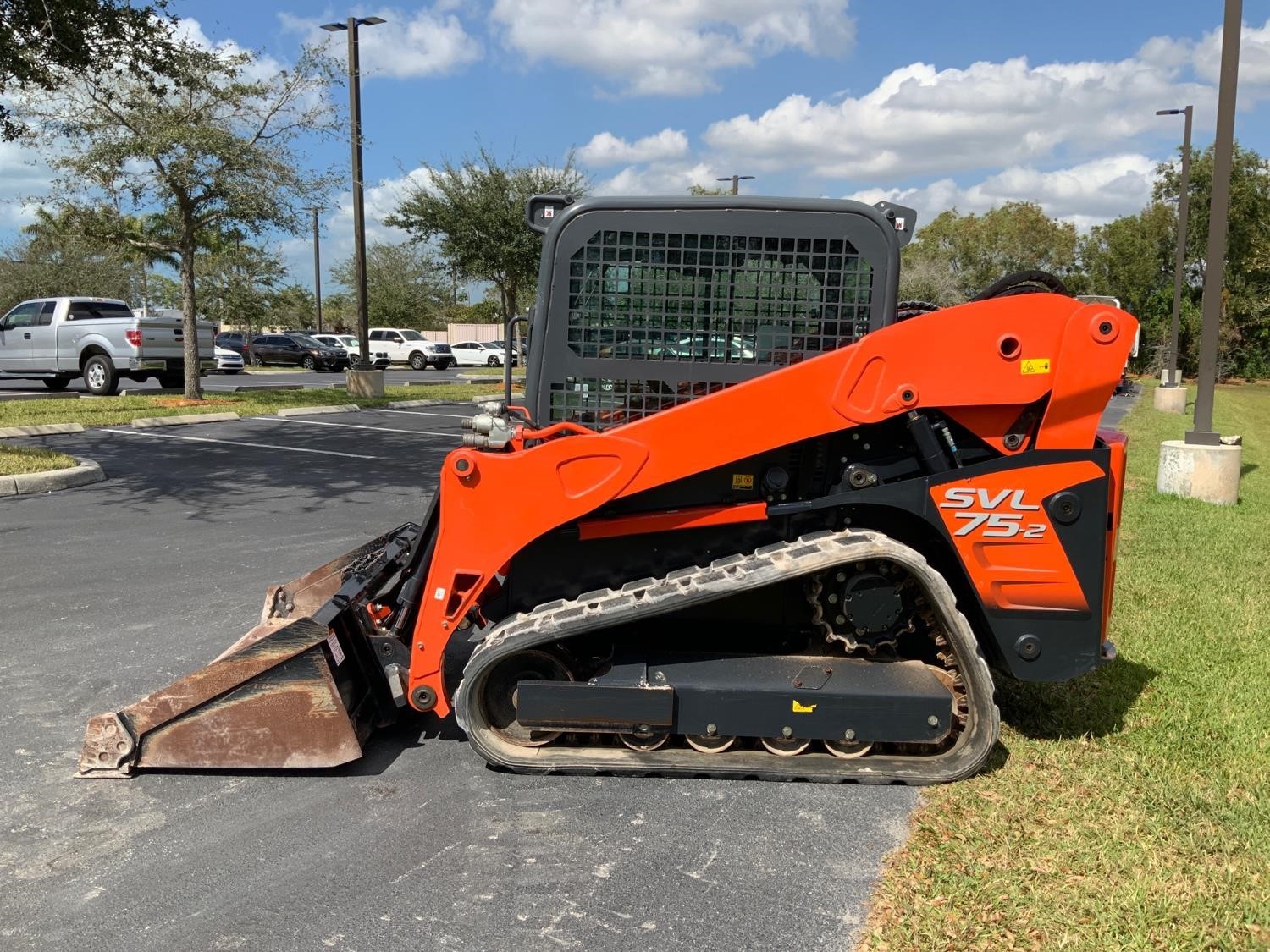 gallery 2018 Kubota SVL75-2 Compact TrackLoader