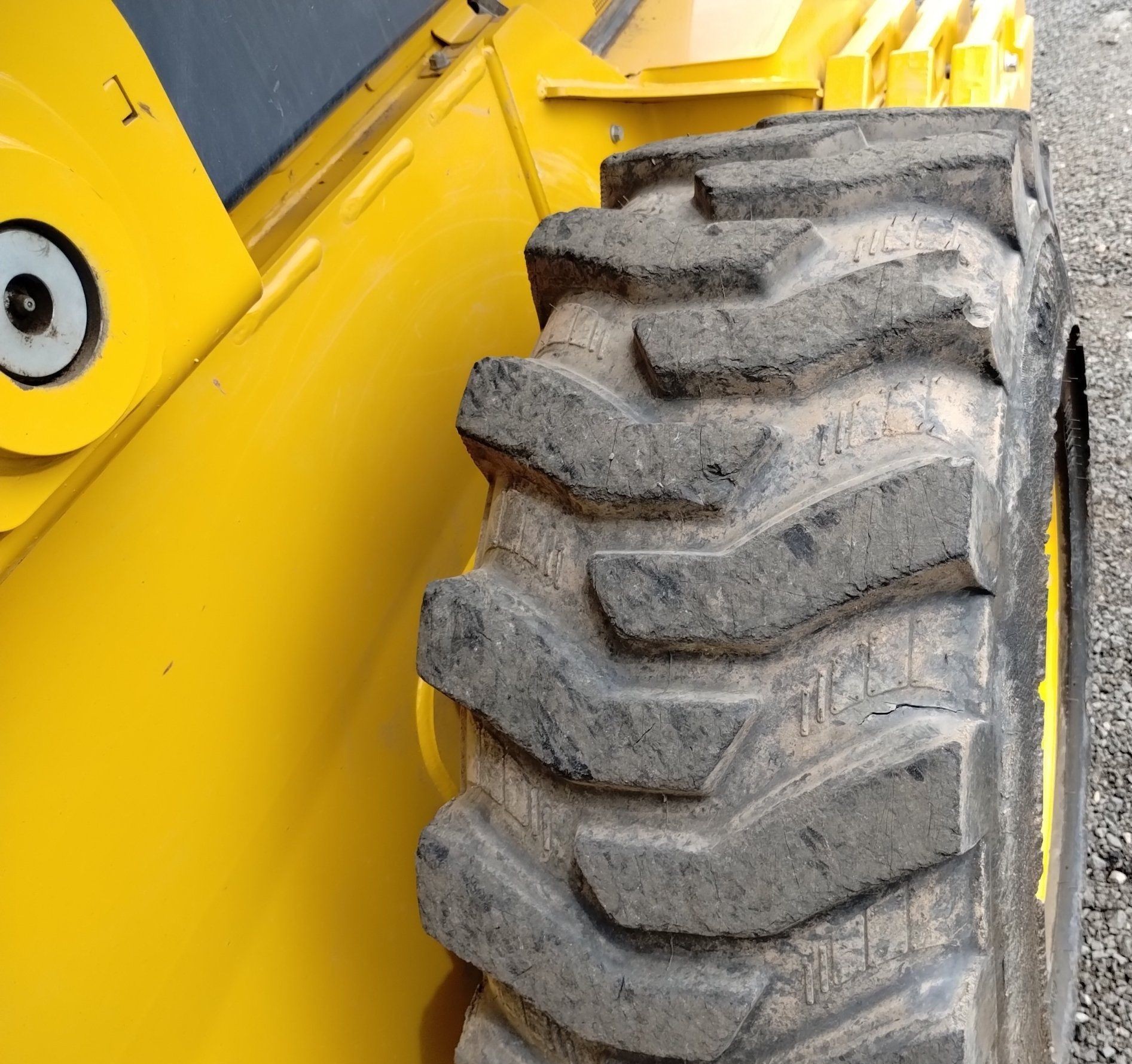 gallery 2022 John Deere 330G skid steer loader