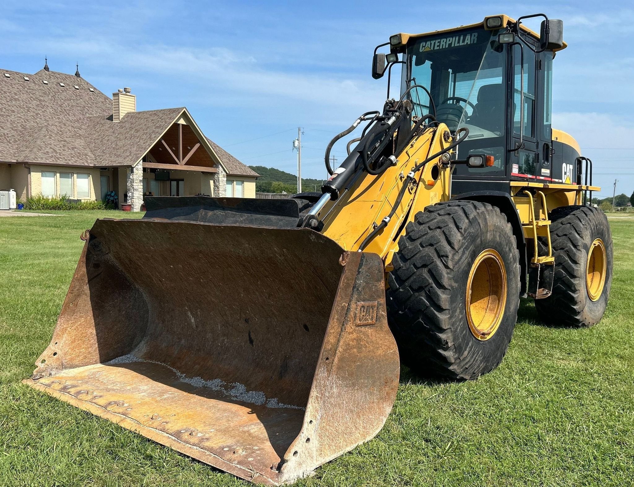 gallery 2001 Caterpillar 924G wheel loader