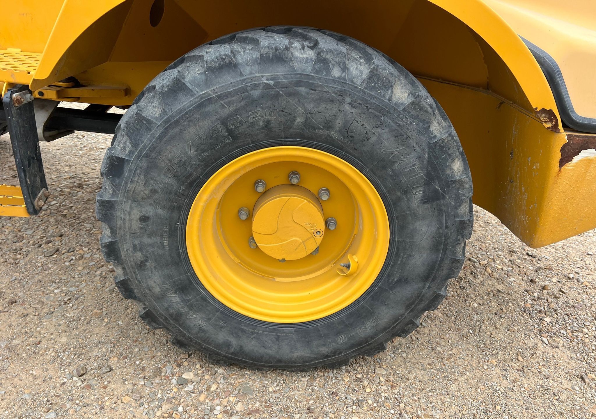 gallery 2016 John Deere 324K wheel loader