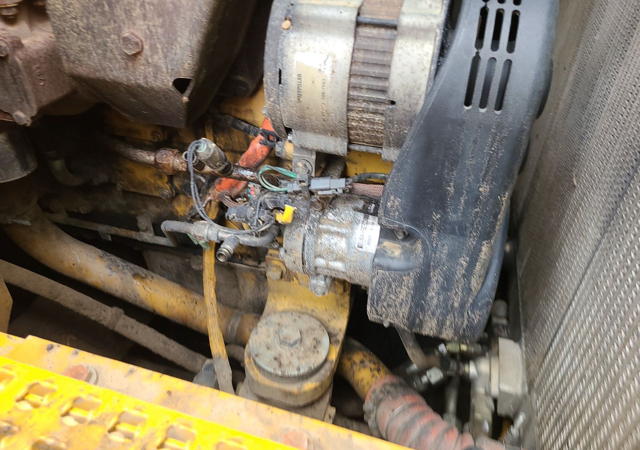 gallery 2008 Caterpillar 963D track loader