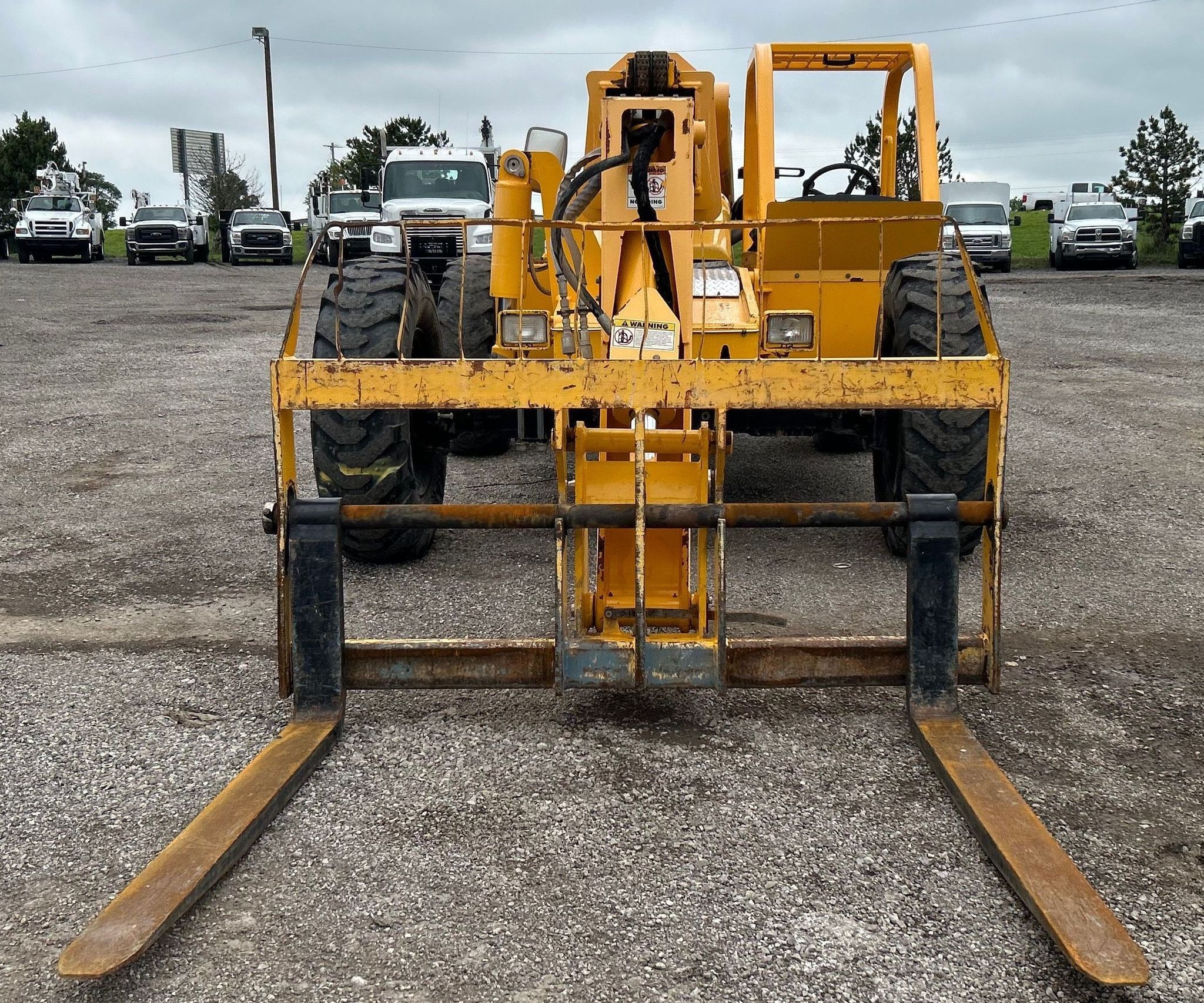 gallery 2010 Pettibone 944 telehandler