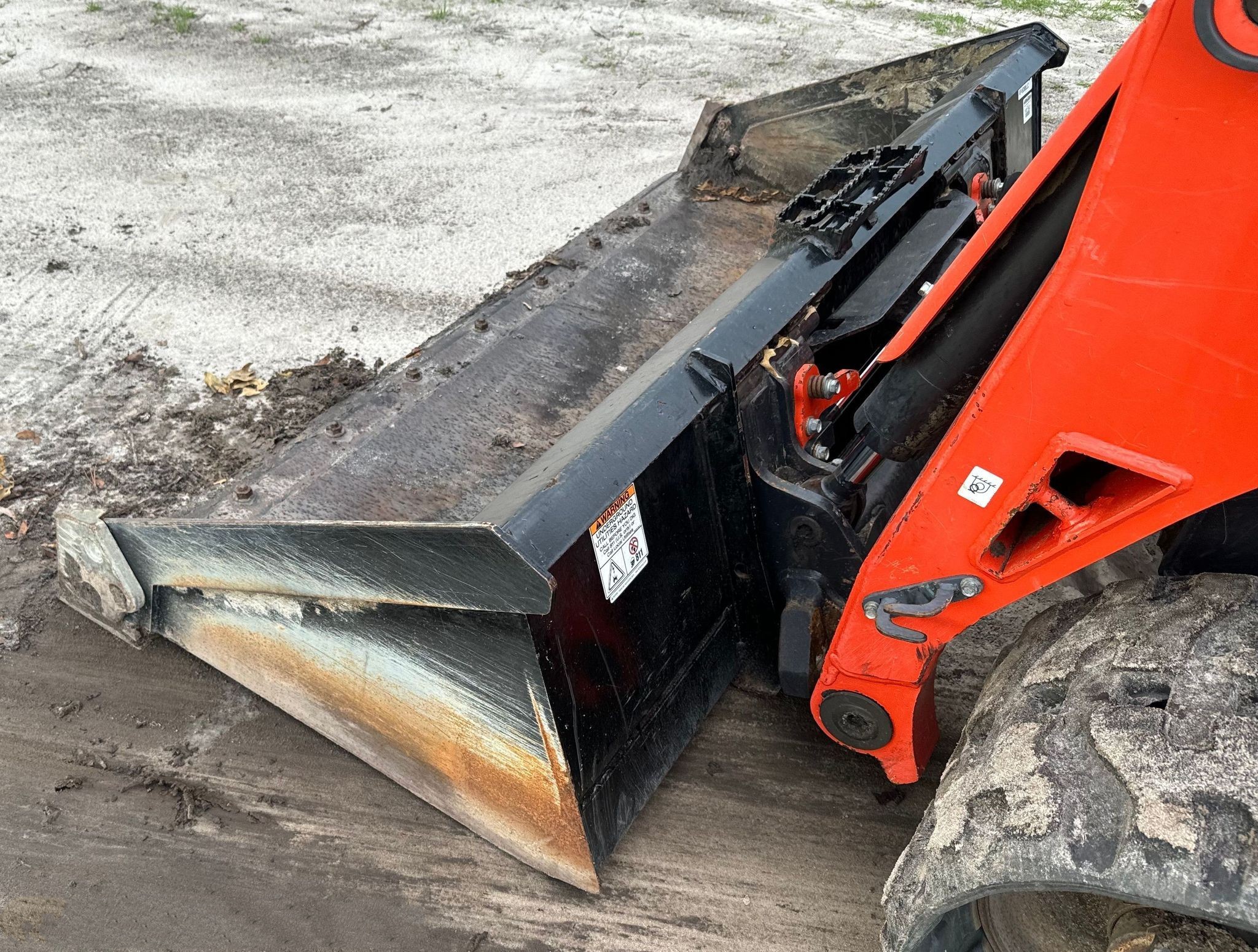 gallery 2021 Kubota SVL97-2 tracked skid steer loader