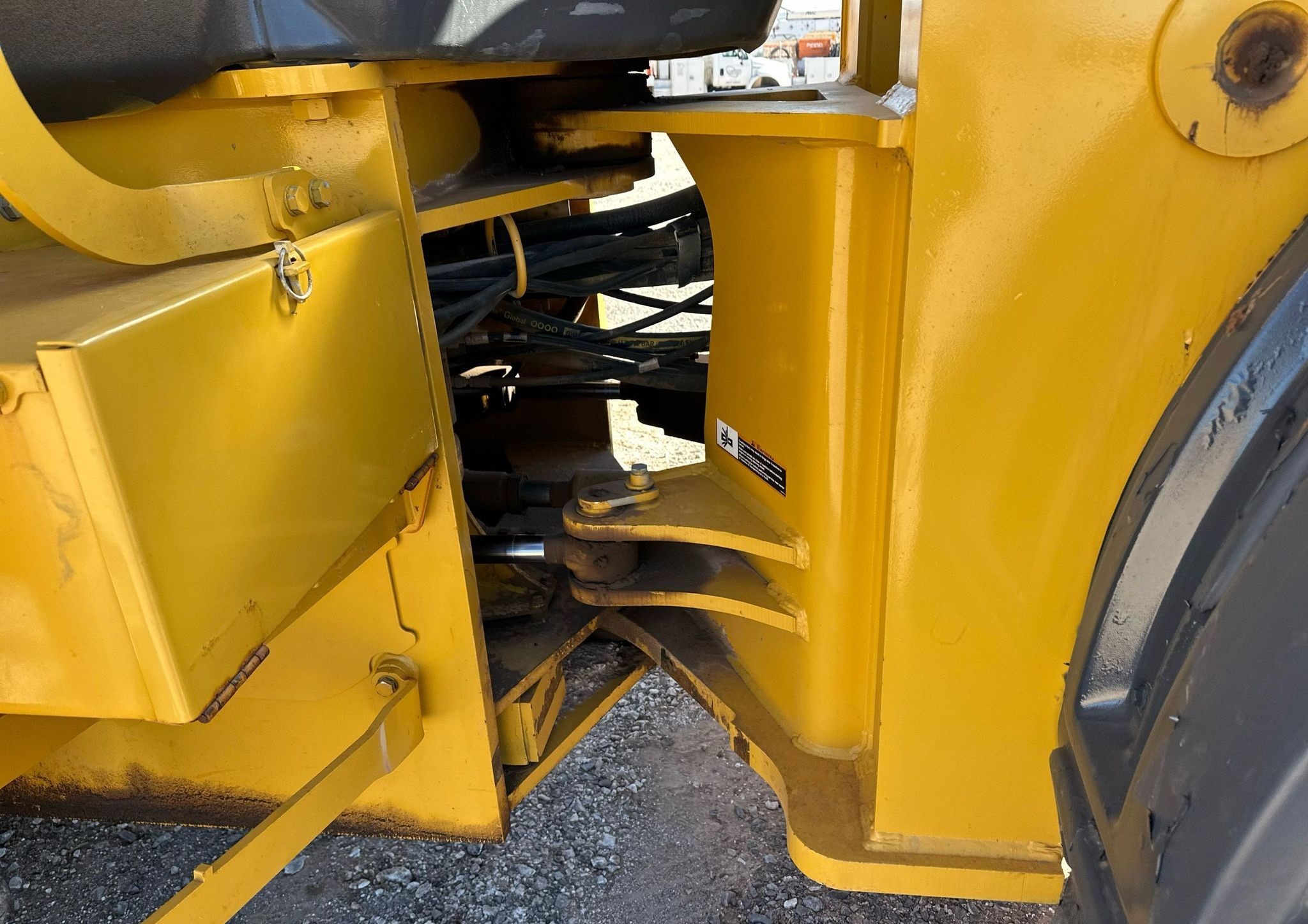 gallery 2012 John Deere 744K wheel loader