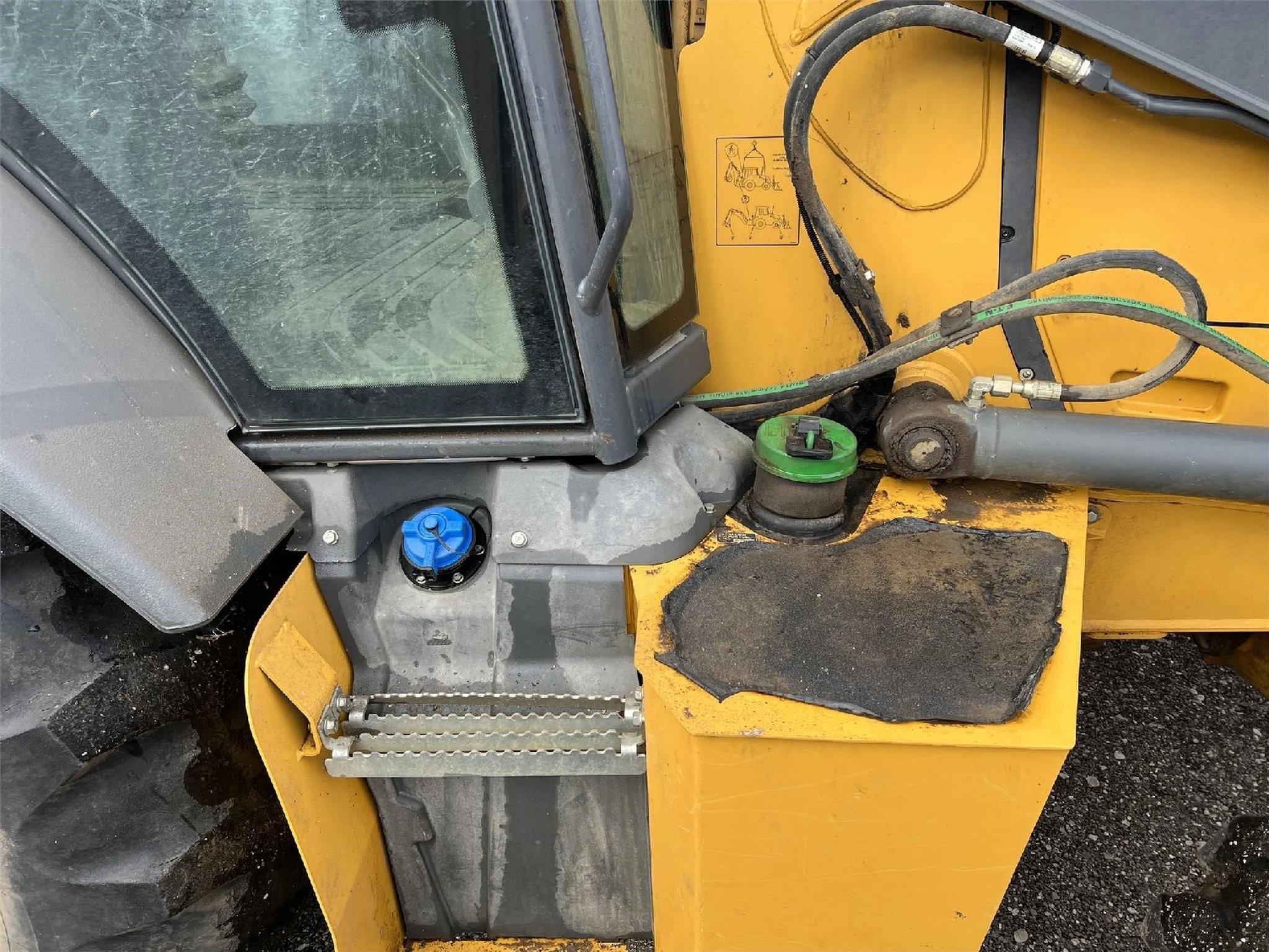 gallery 2020 John Deere 310L Backhoe