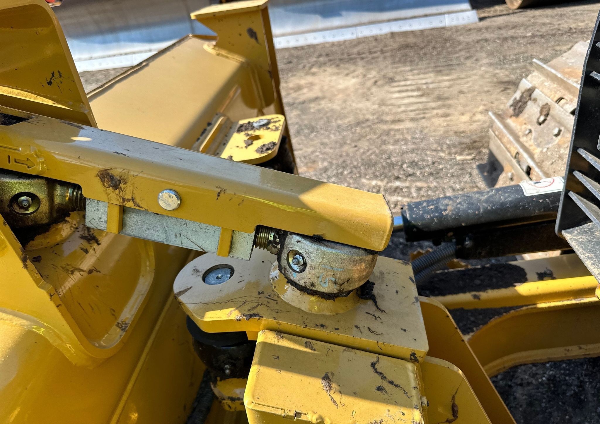 gallery 2019 Caterpillar D5K2 LGP dozer