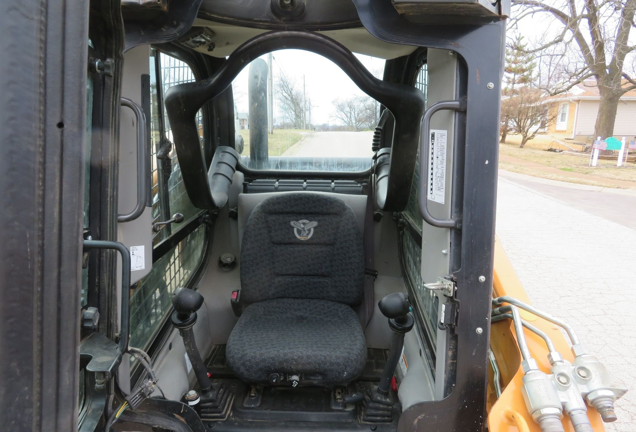 gallery 2017 Case TV380 tracked skid steer loader
