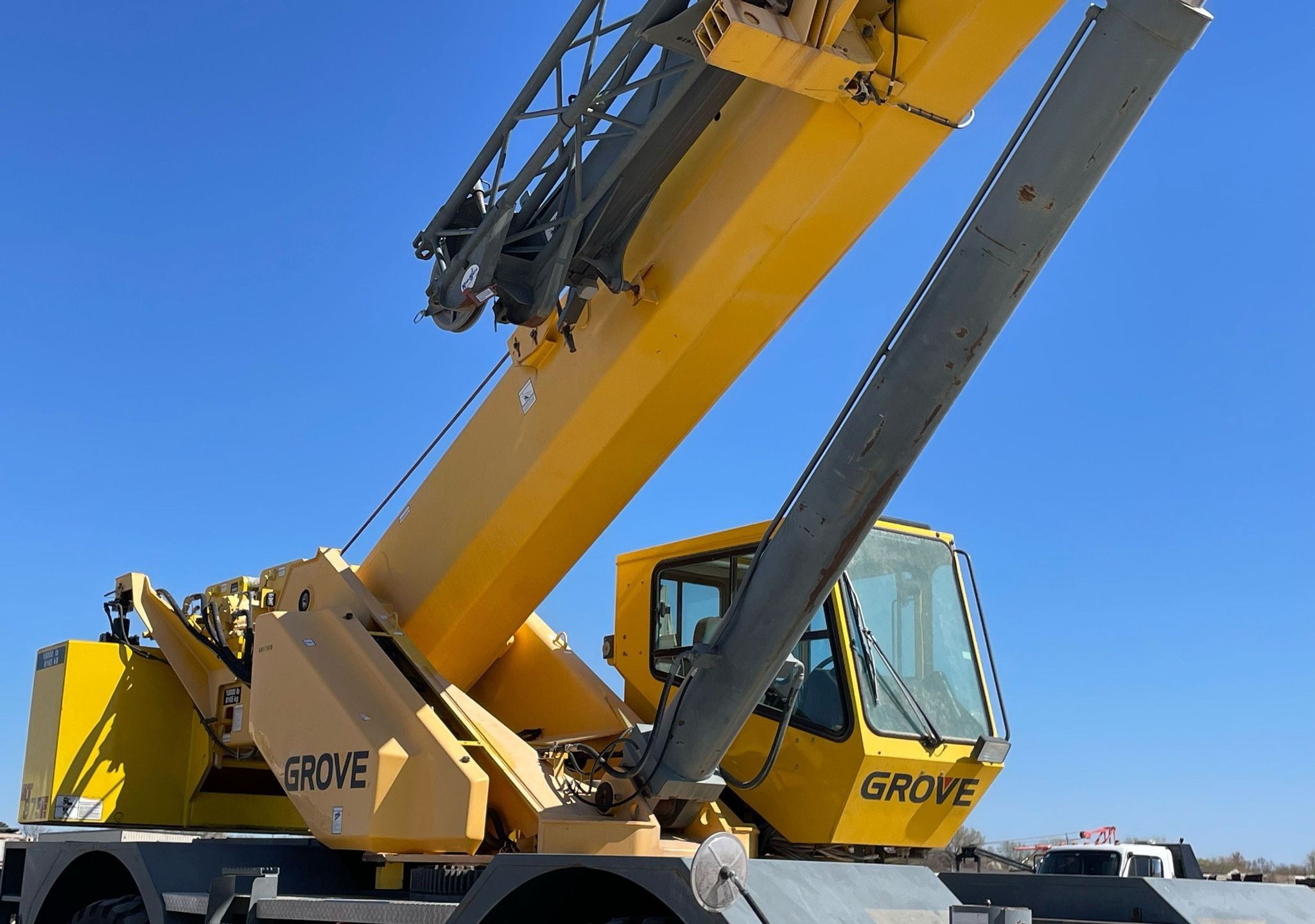 gallery 2007 Grove RT875E crane