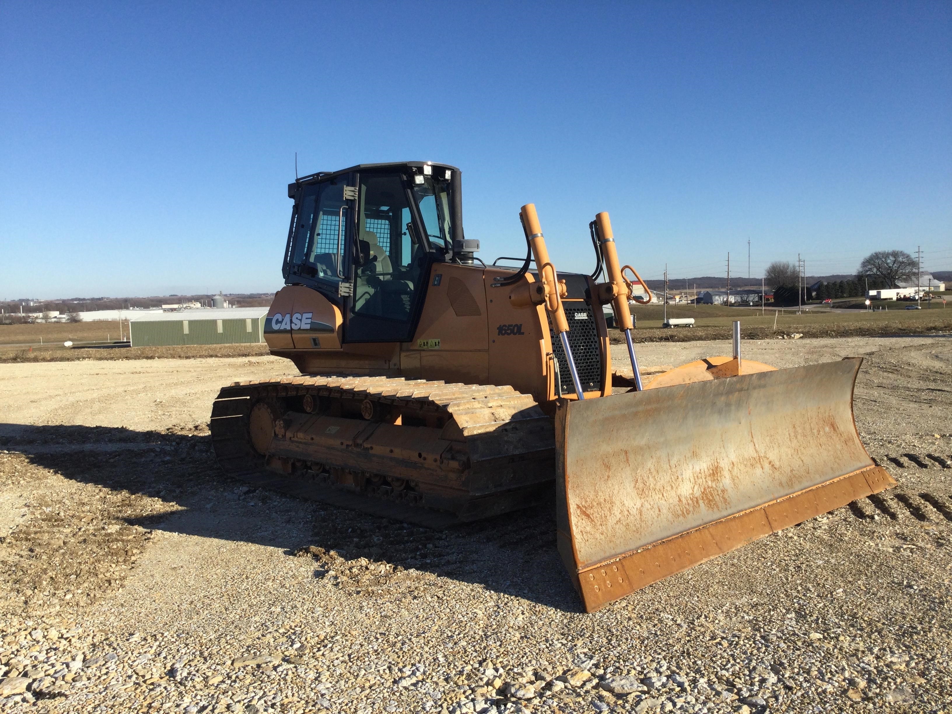 gallery 2008 Case 1650L LGP Dozer