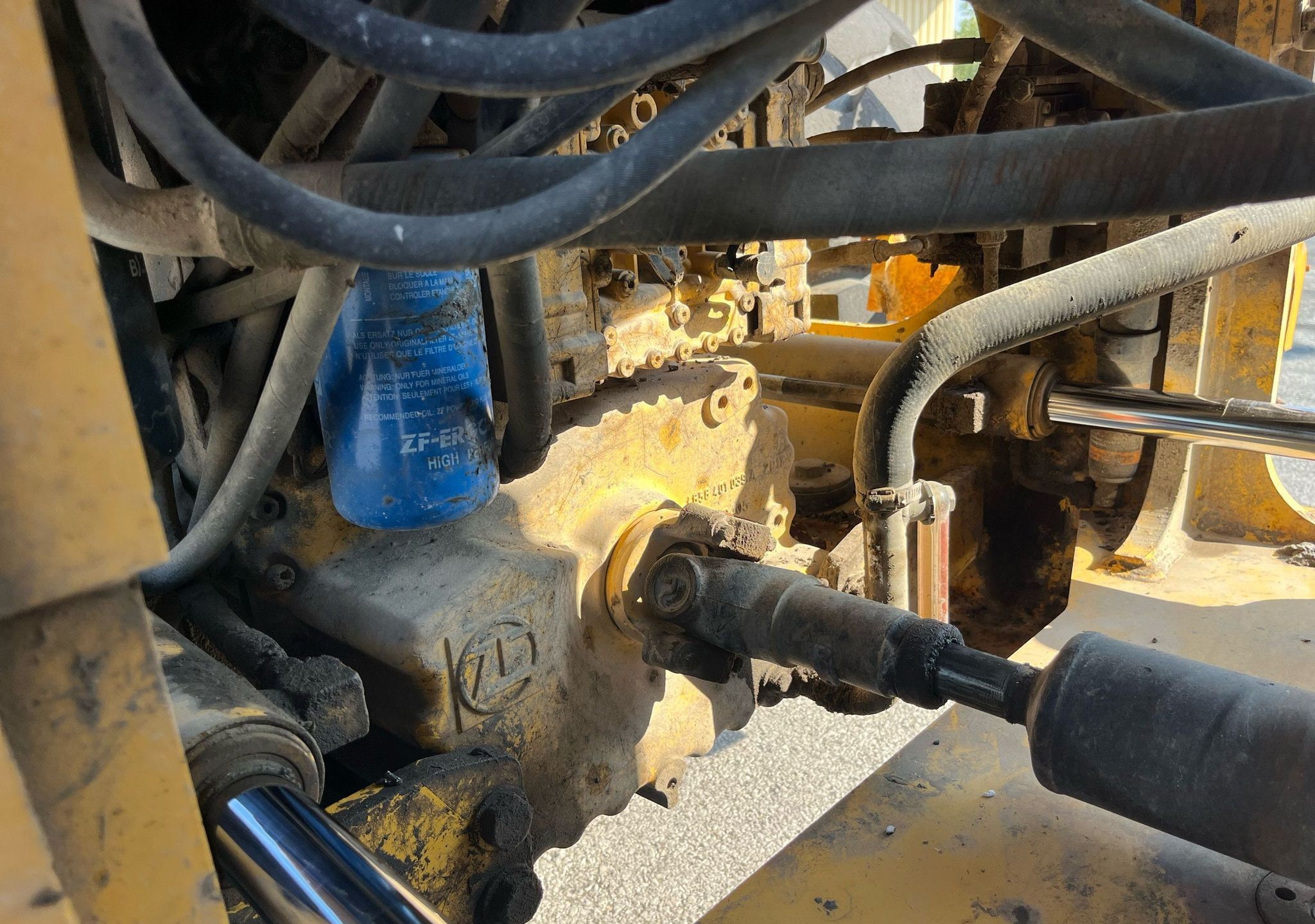 gallery 2005 John Deere 544J wheel loader