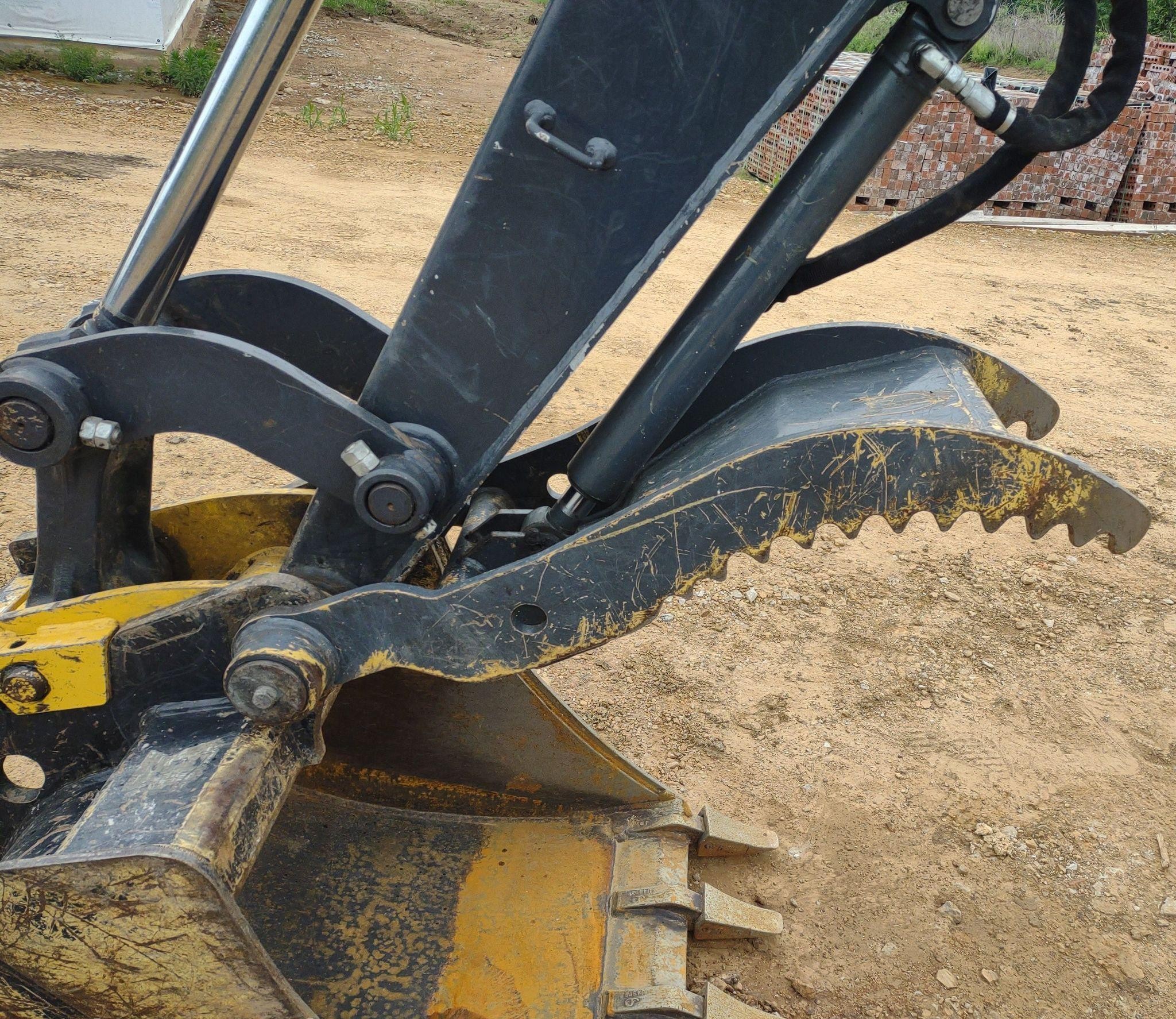 gallery 2020 John Deere 60G  mini excavator