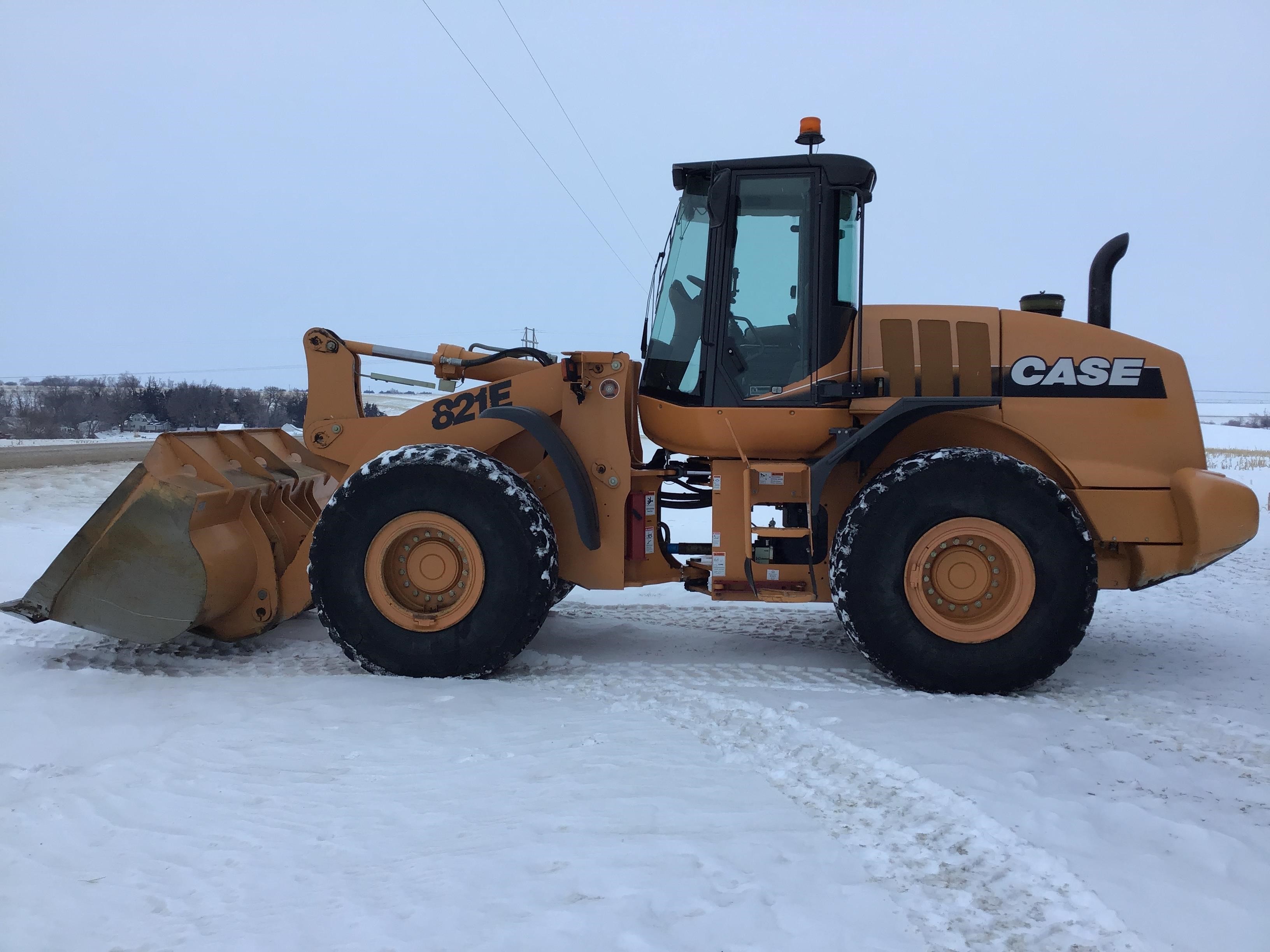 gallery 2010 Case 821E Wheel Loader