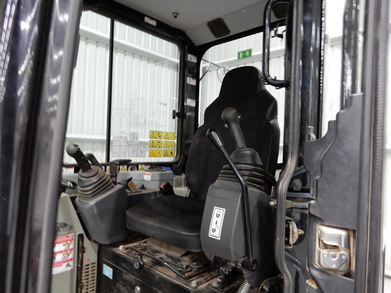 gallery 2014 Caterpillar 305ECR Mini Excavator