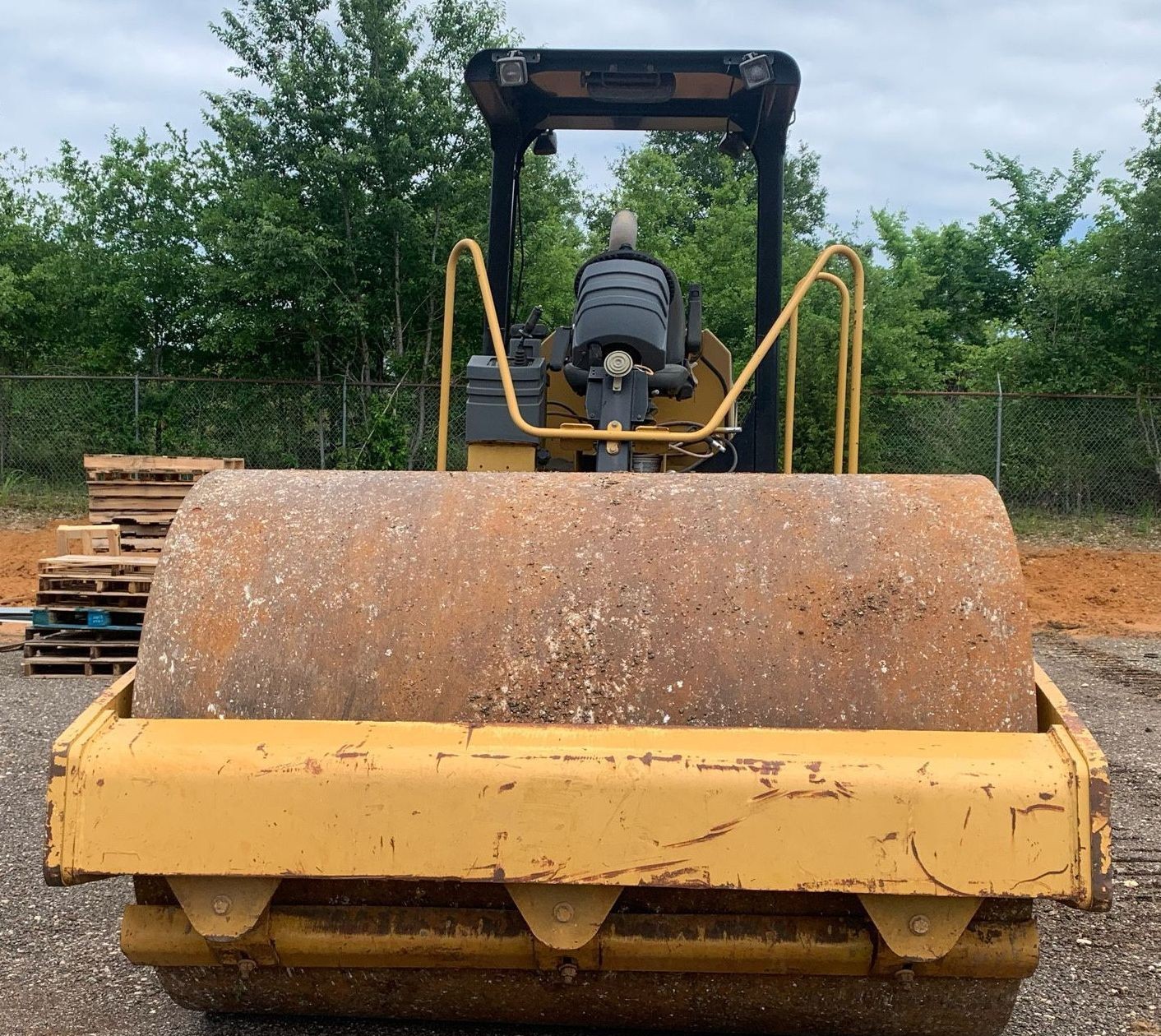 gallery 2008 Caterpillar CS56 single drum vibratory roller