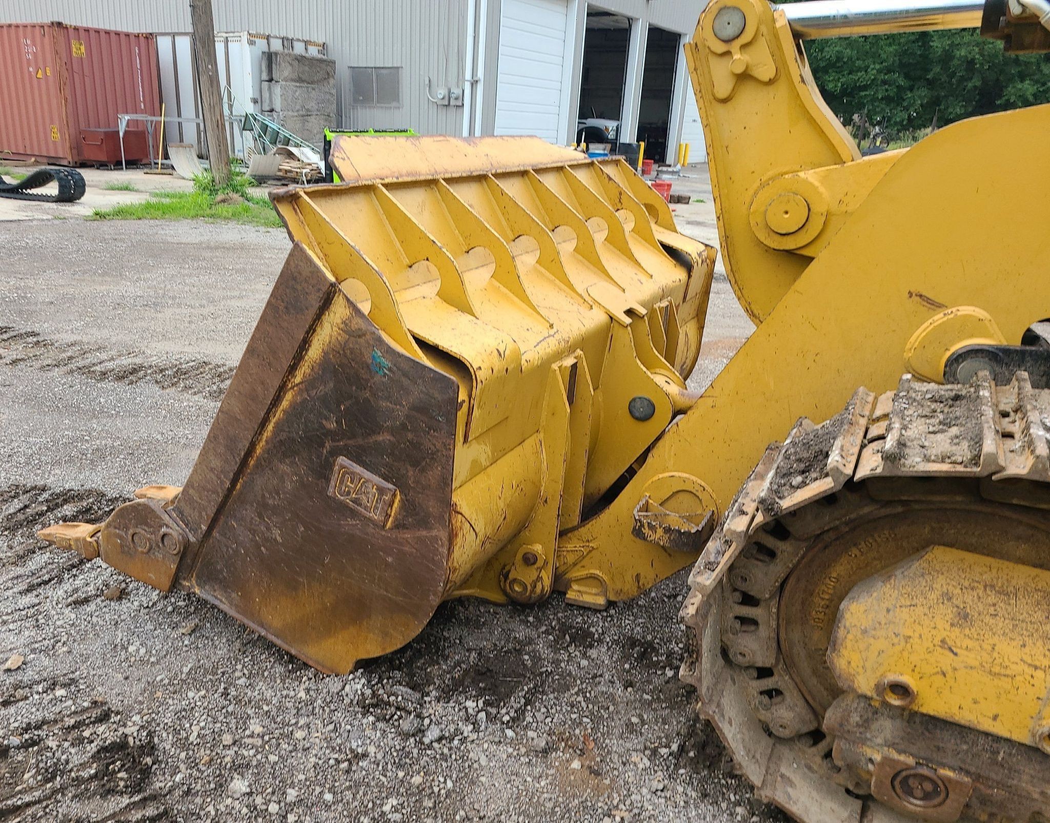 gallery 2008 Caterpillar 963D track loader