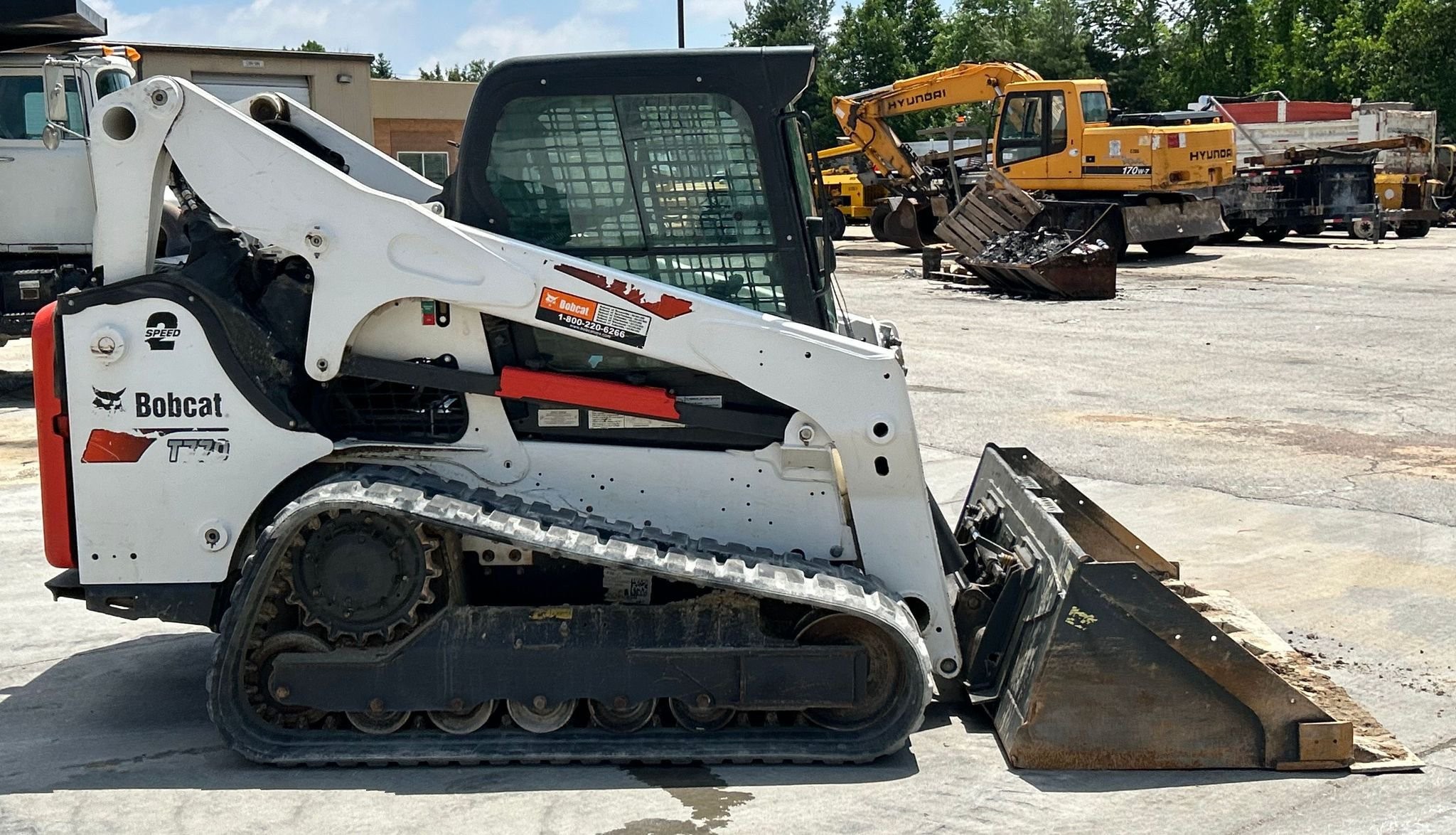 gallery 2020 Bobcat T770 tracked skid steer loader