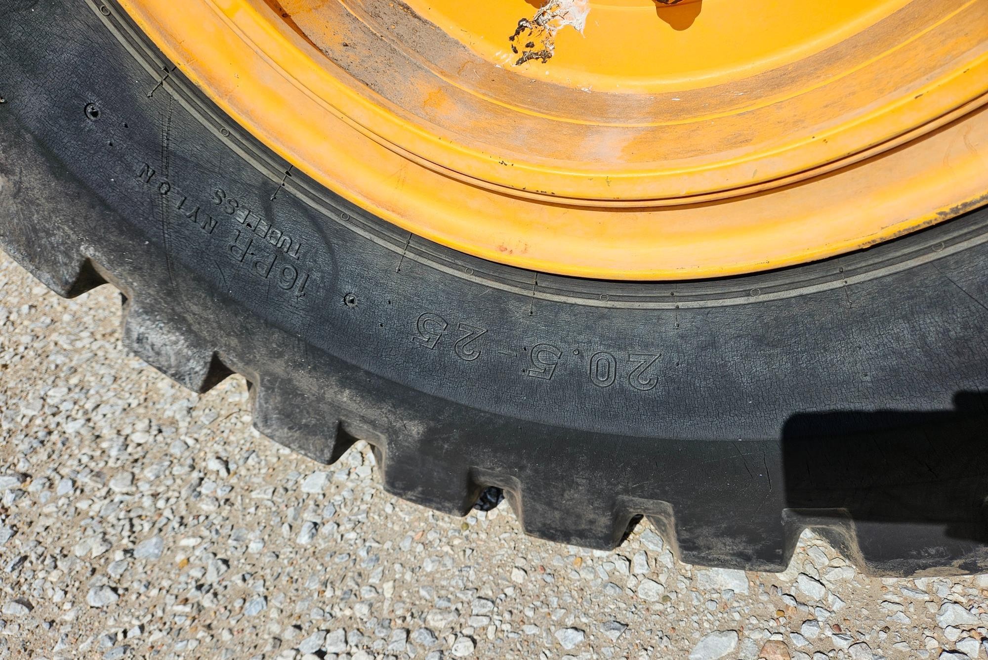 gallery 2015 Hyundai HL740XTD-9A Wheel Loader