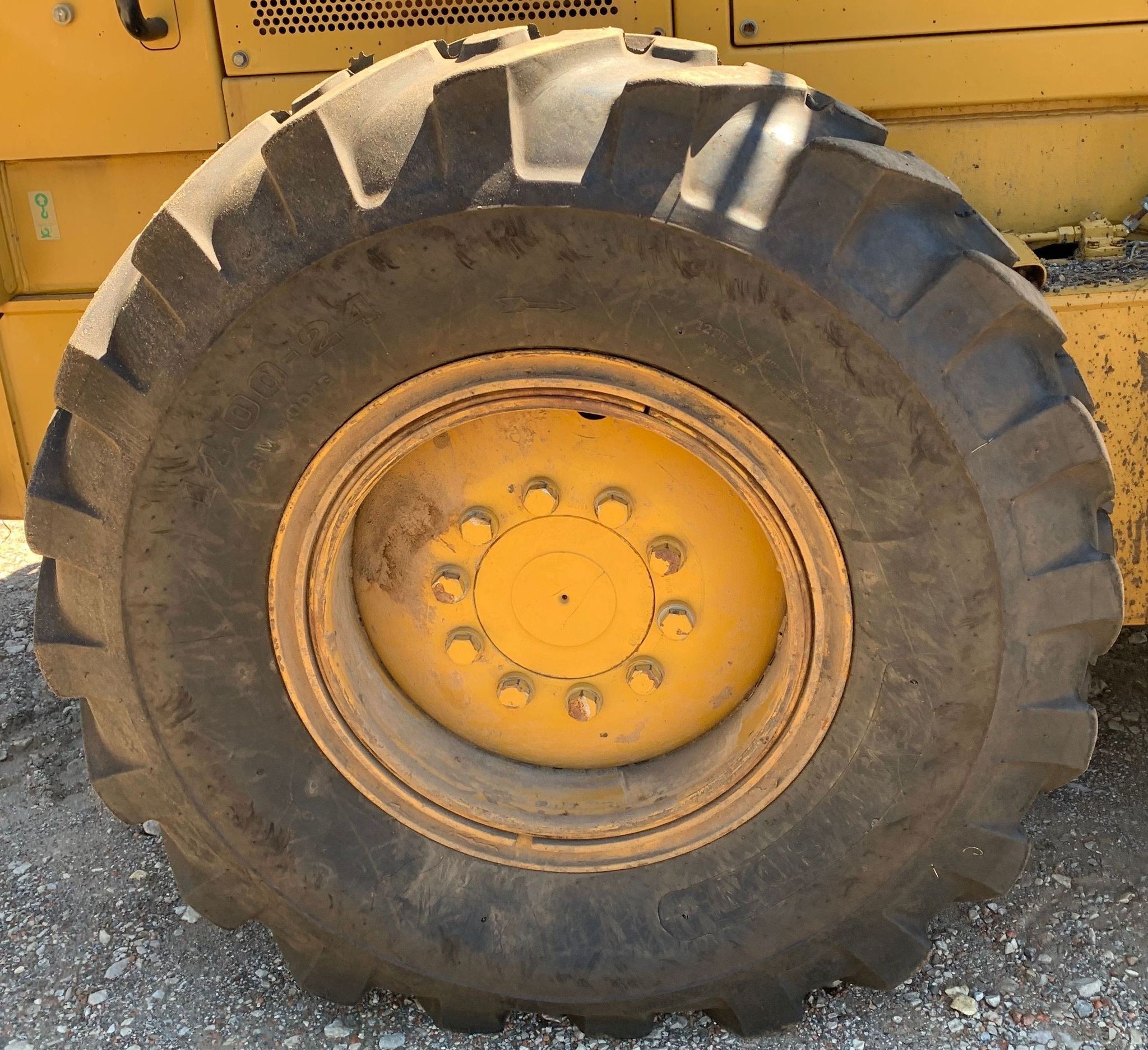 gallery 2008 Caterpillar 140M motor grader