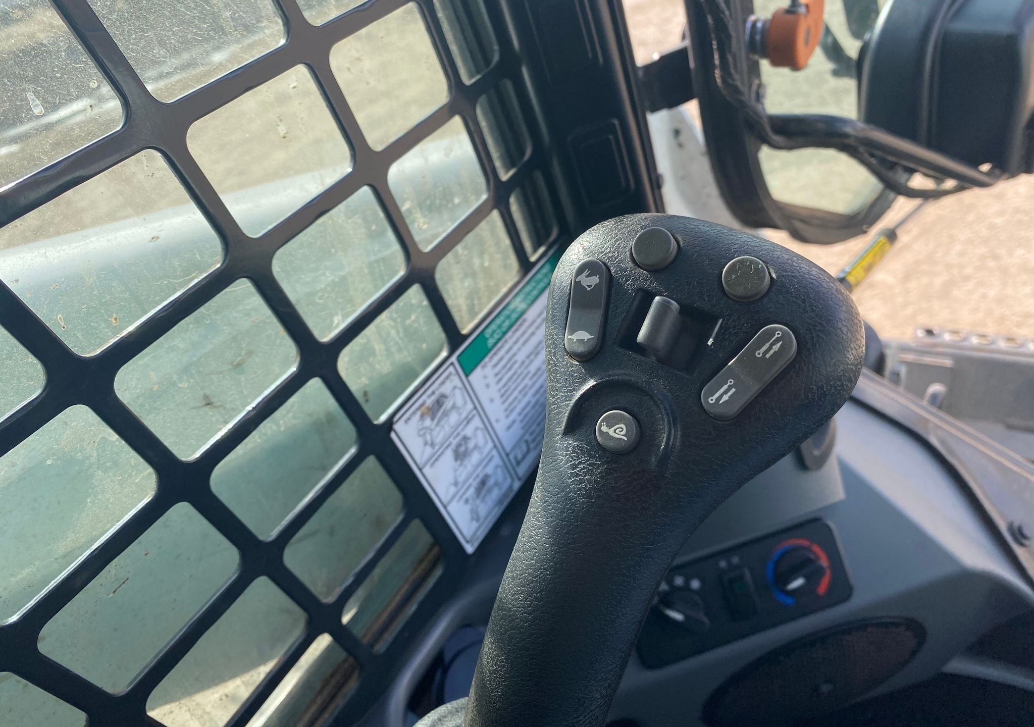 gallery 2019 Bobcat T870 tracked skid steer loader