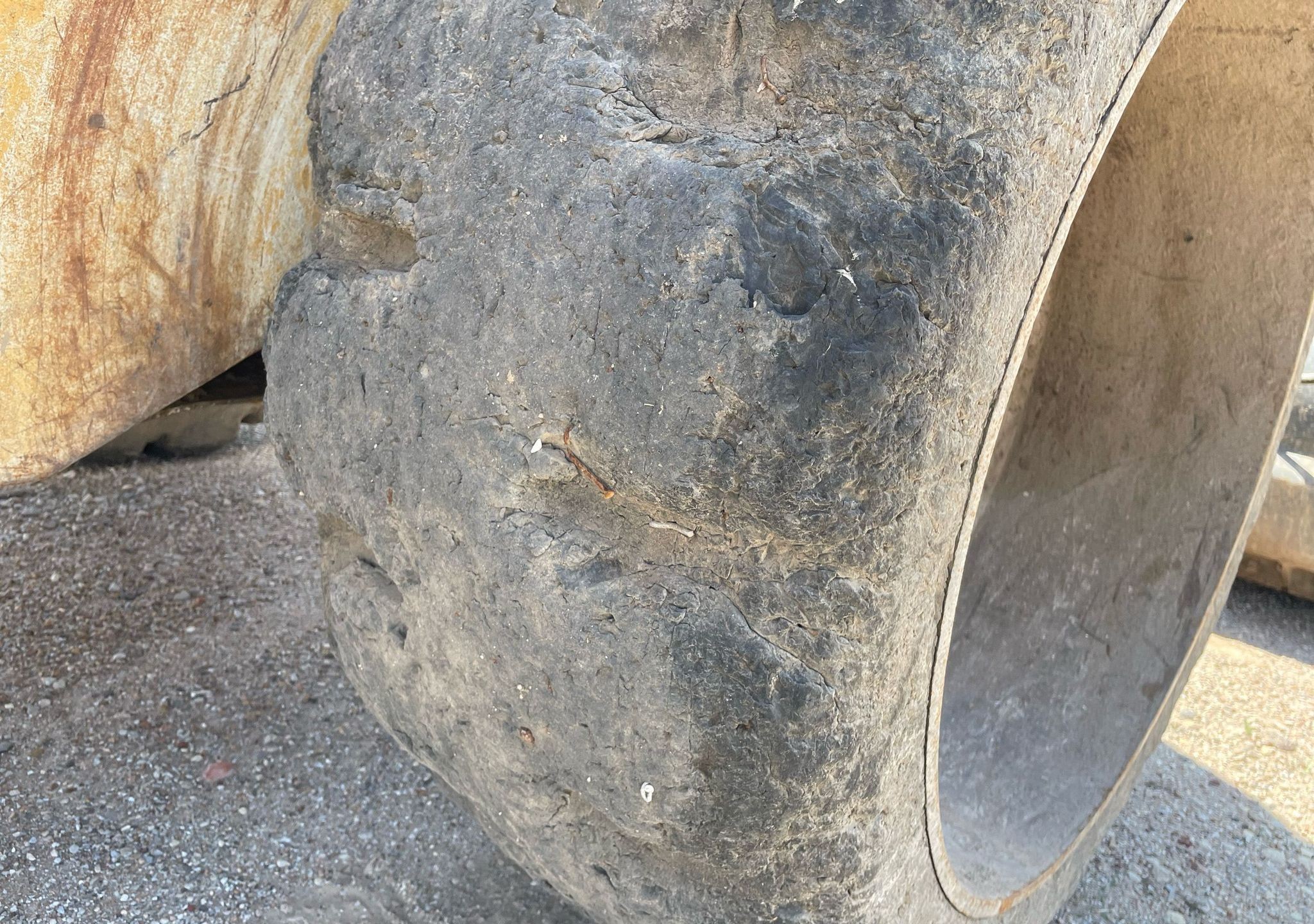 gallery 2013 John Deere 624K wheel loader