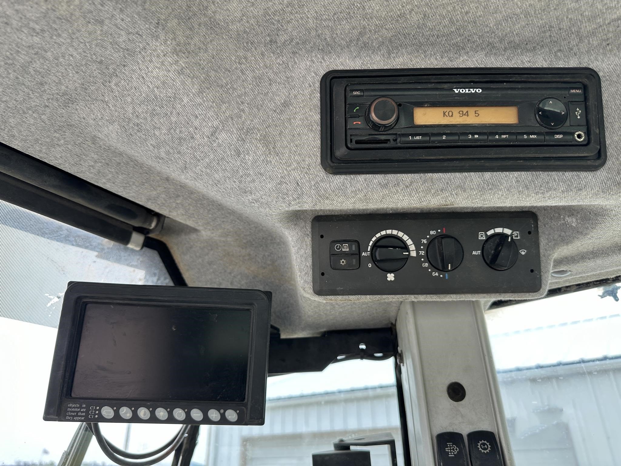 gallery 2017 VOLVO L70H Wheel Loader