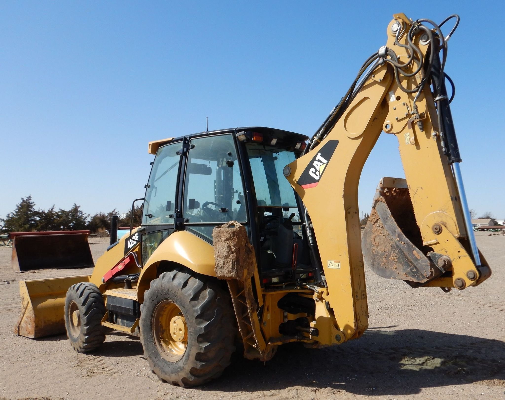 gallery 2013 Caterpillar 420F backhoe