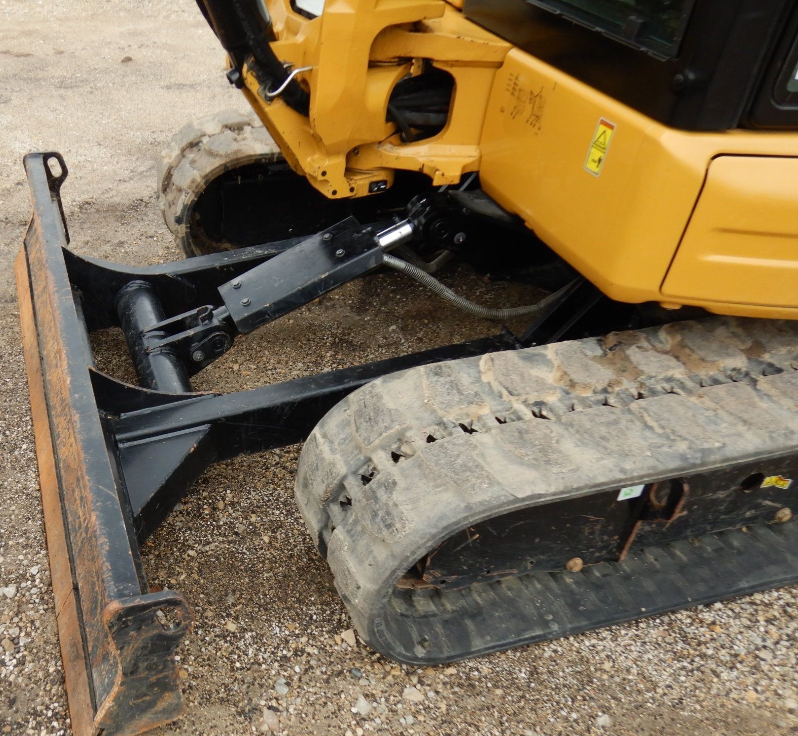 gallery 2018 Caterpillar 305E2 CR mini excavator