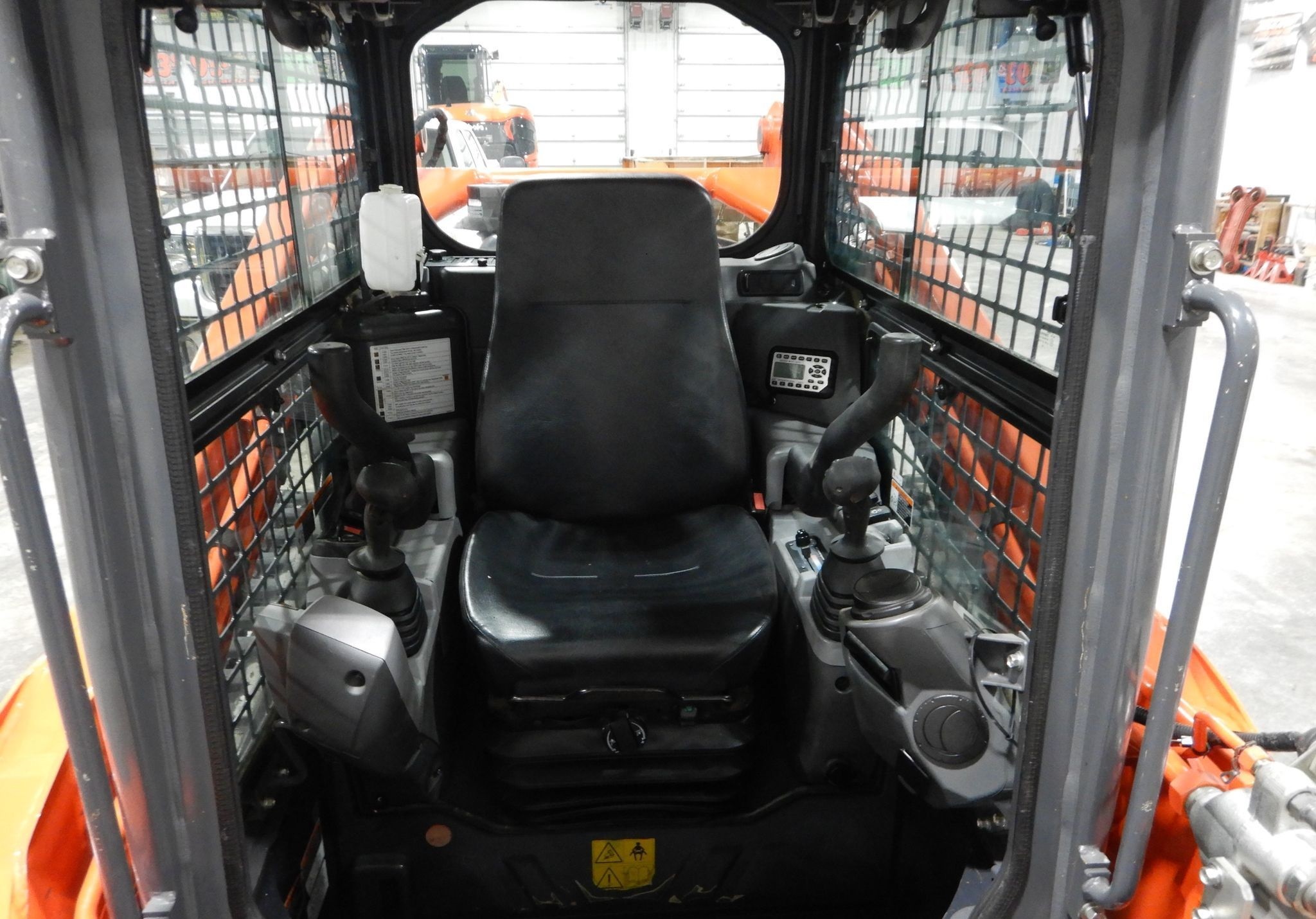 gallery 2019 Kubota SVL95-2S tracked skid steer loader