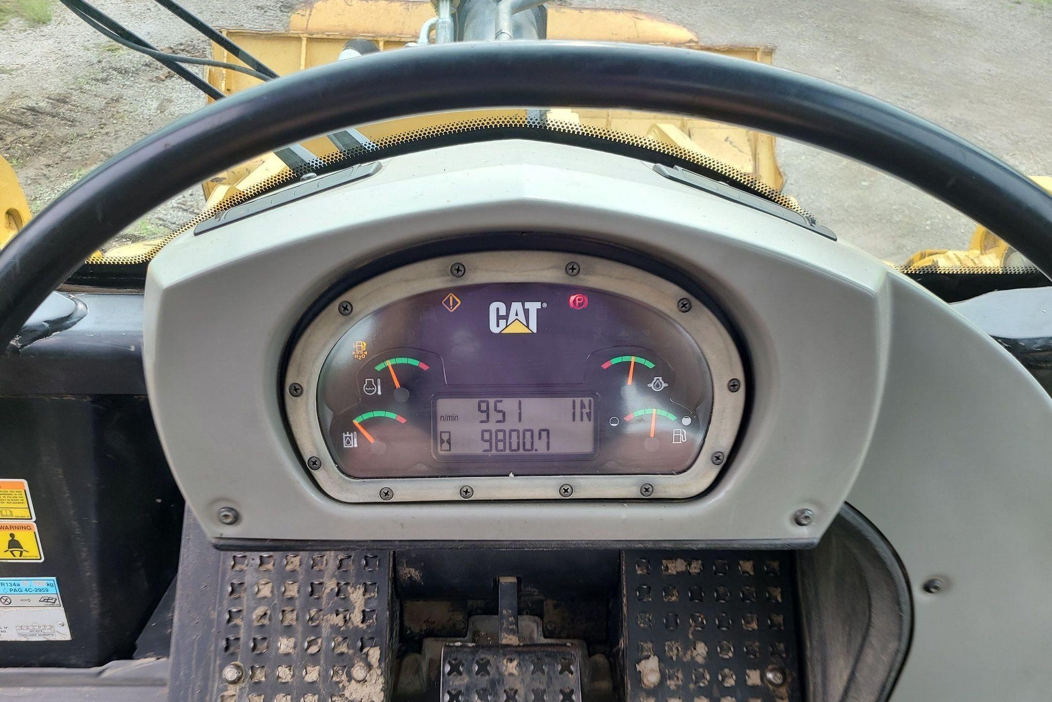 gallery 2008 Caterpillar 963D track loader