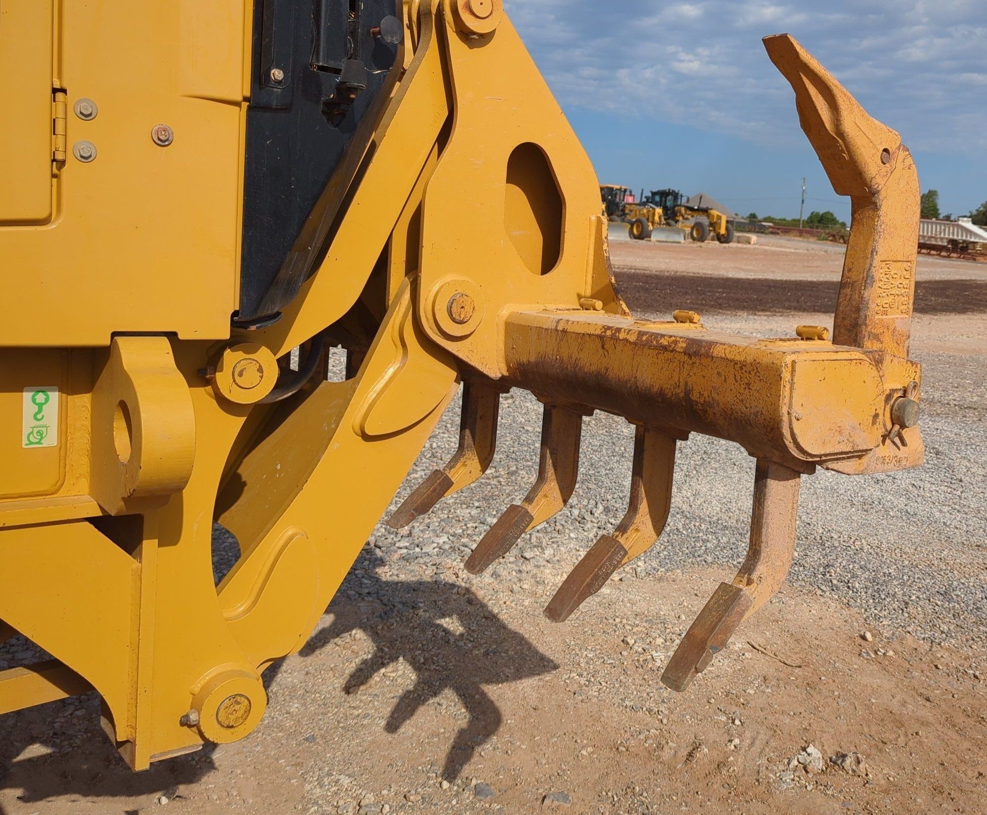 gallery 2013 Caterpillar 12M2 VHP Plus motor grader