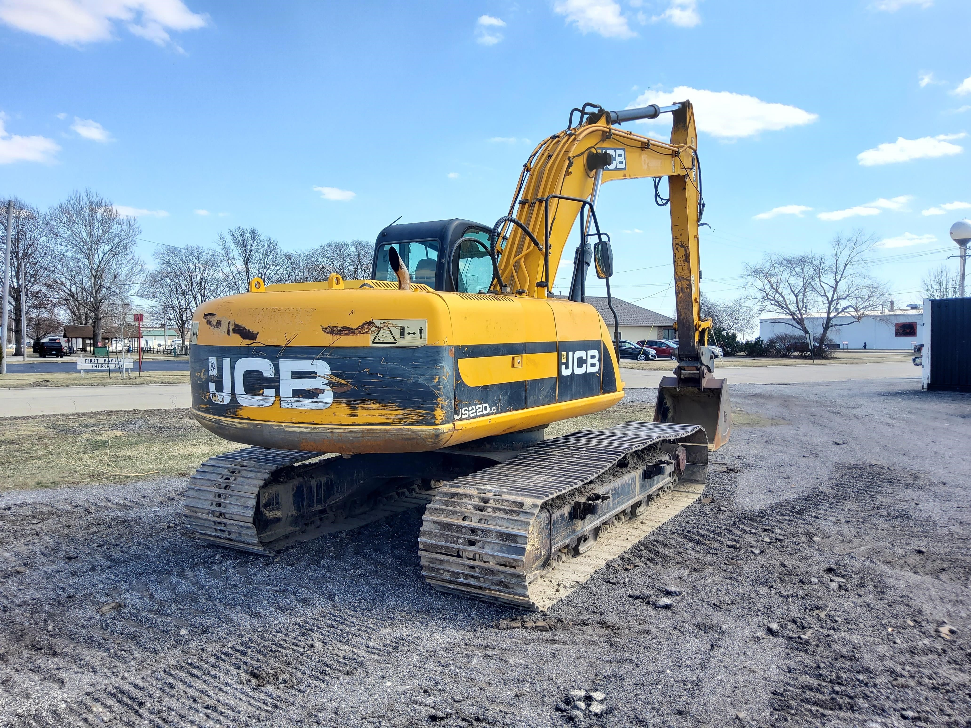 gallery 2011 JCB JS220LC Excavator