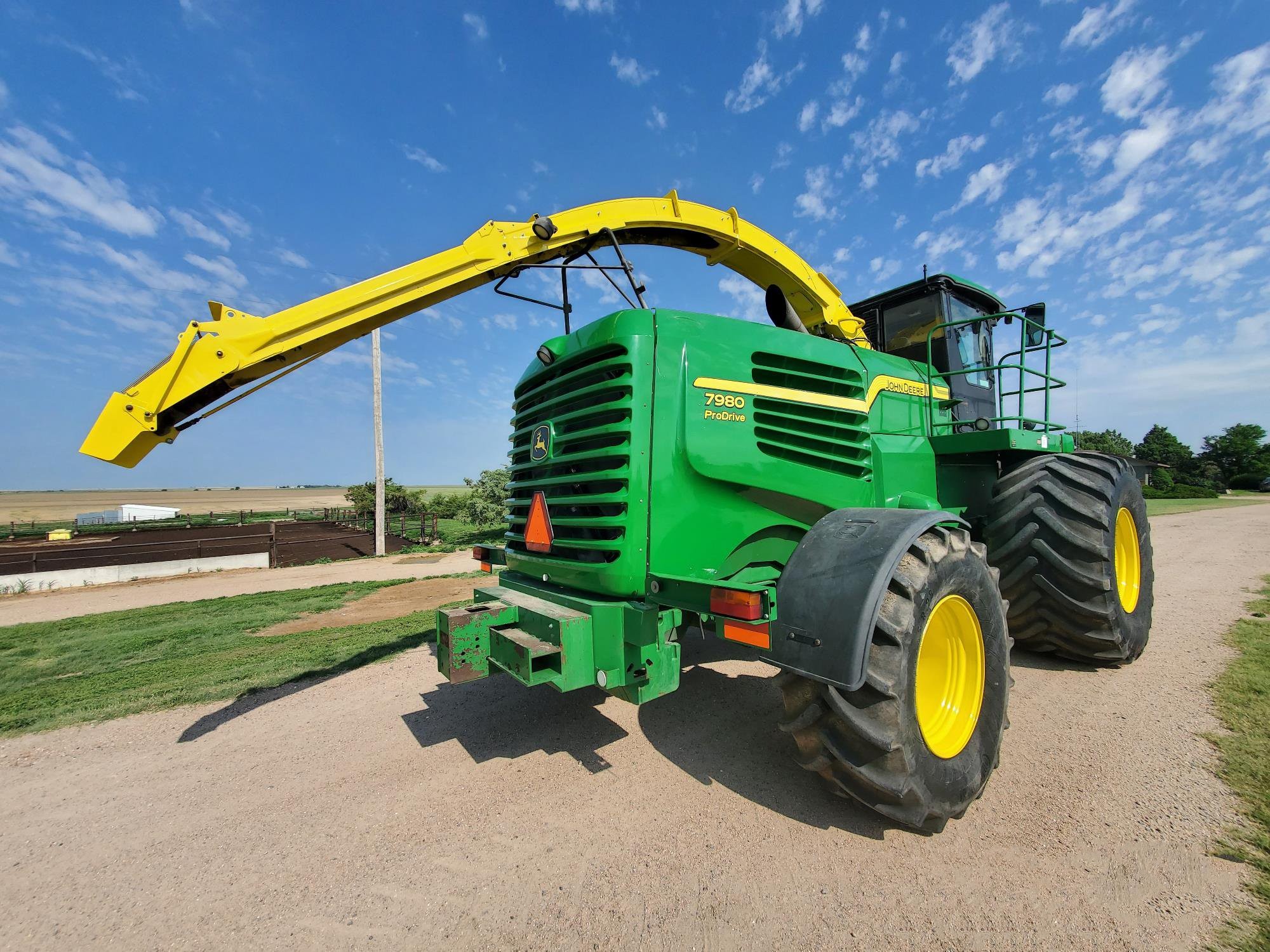 gallery 2015 John Deere 7980 Self-Propelled Forage Harvester