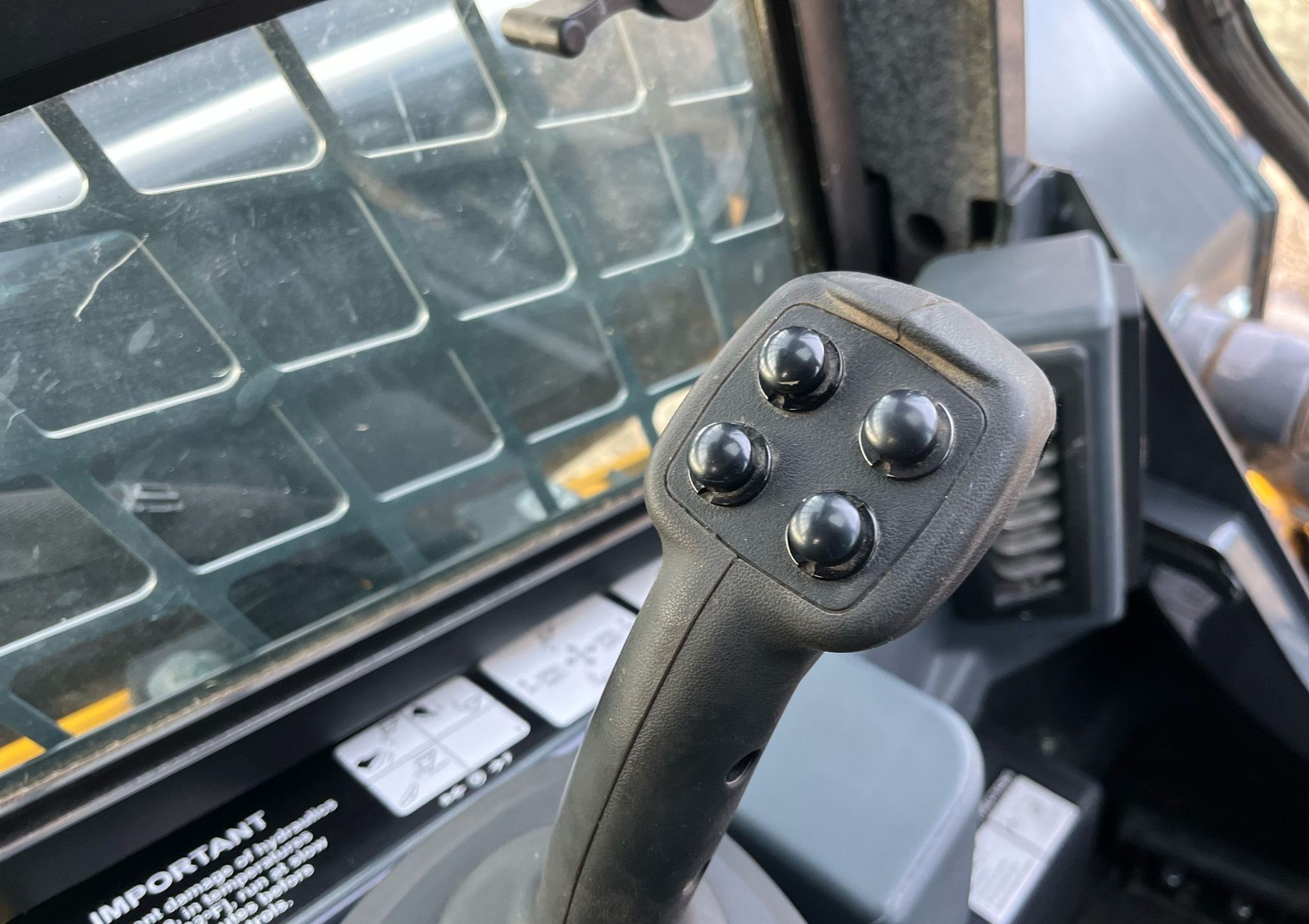 gallery 2019 John Deere 325G tracked skid steer loader