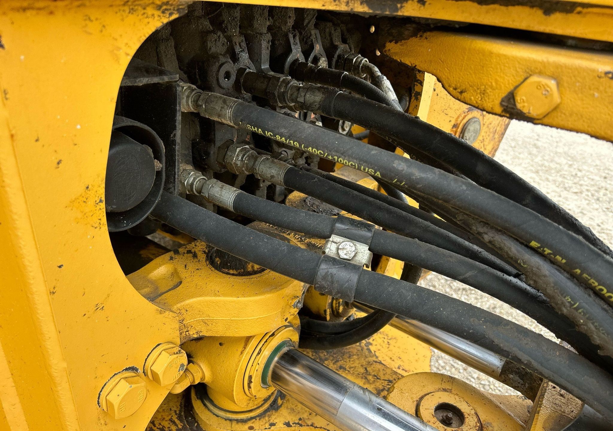 gallery 2015 John Deere 310SL backhoe