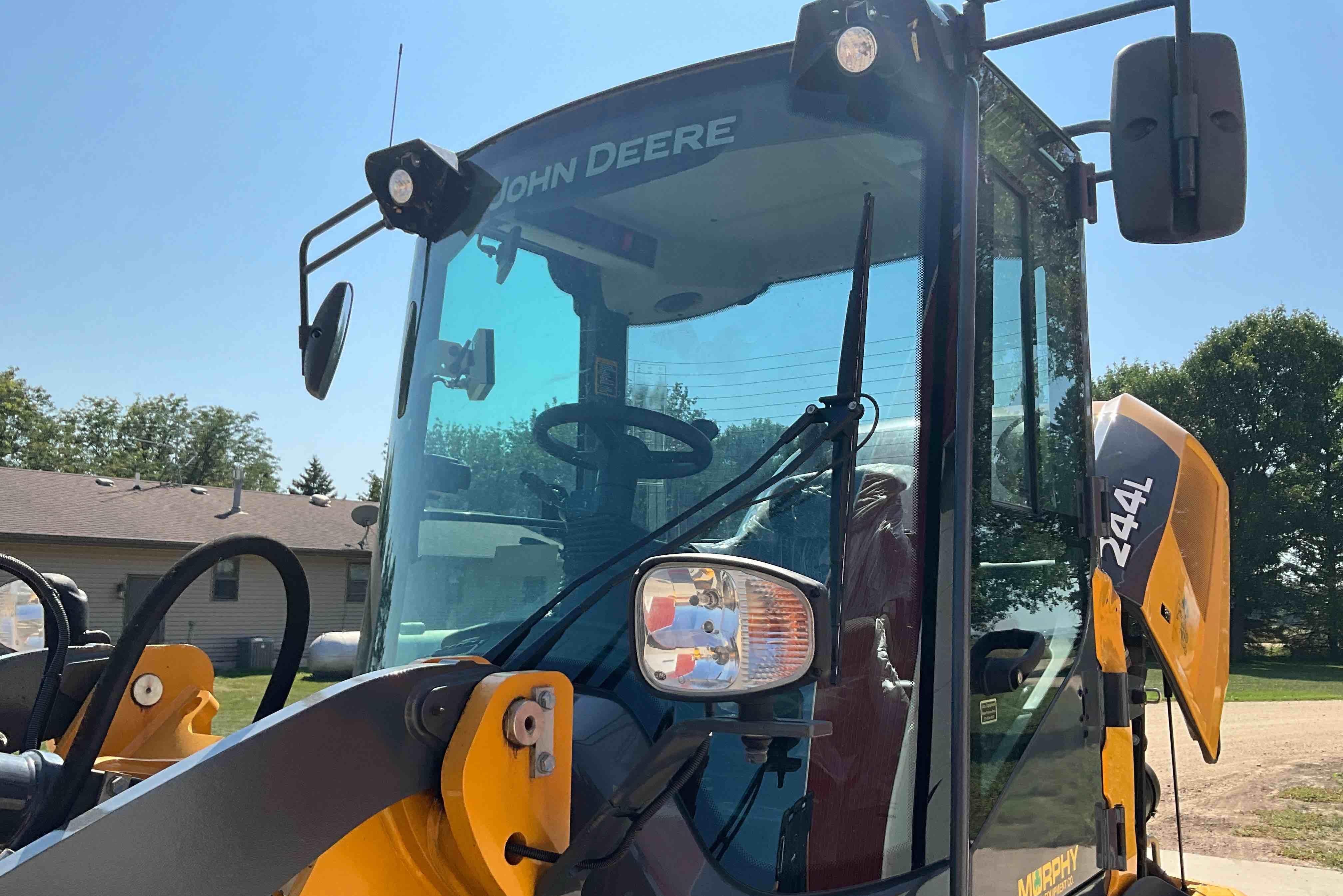 gallery 2021 John Deere 244L Wheel Loader