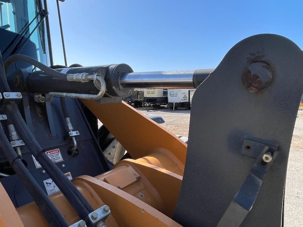 gallery 2016 Case 521G Articulated Wheel Loader