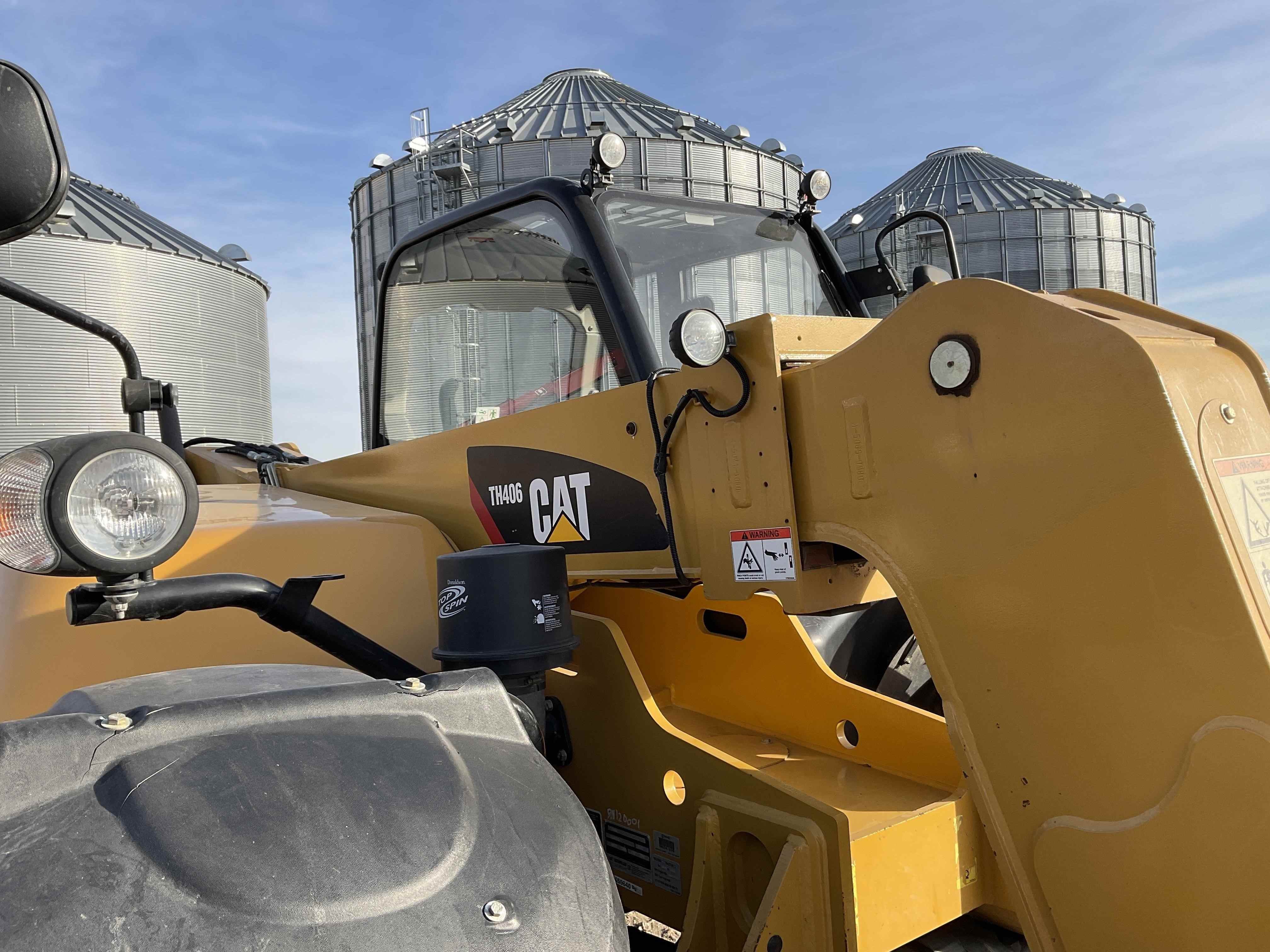gallery 2012 Caterpillar TH406 4x4x4 Telehandler