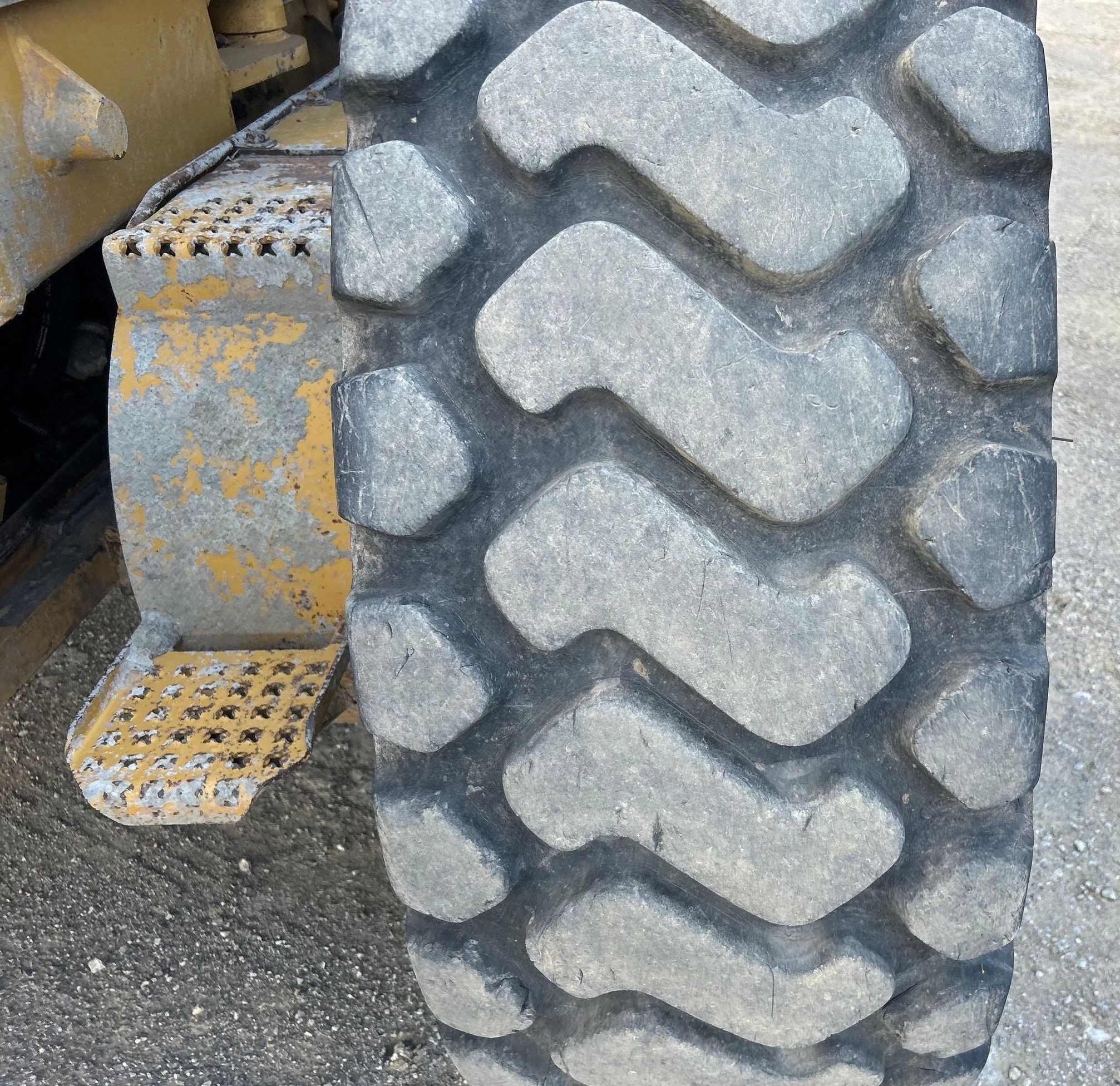 gallery 2006 Caterpillar 160H VHP Plus motor grader