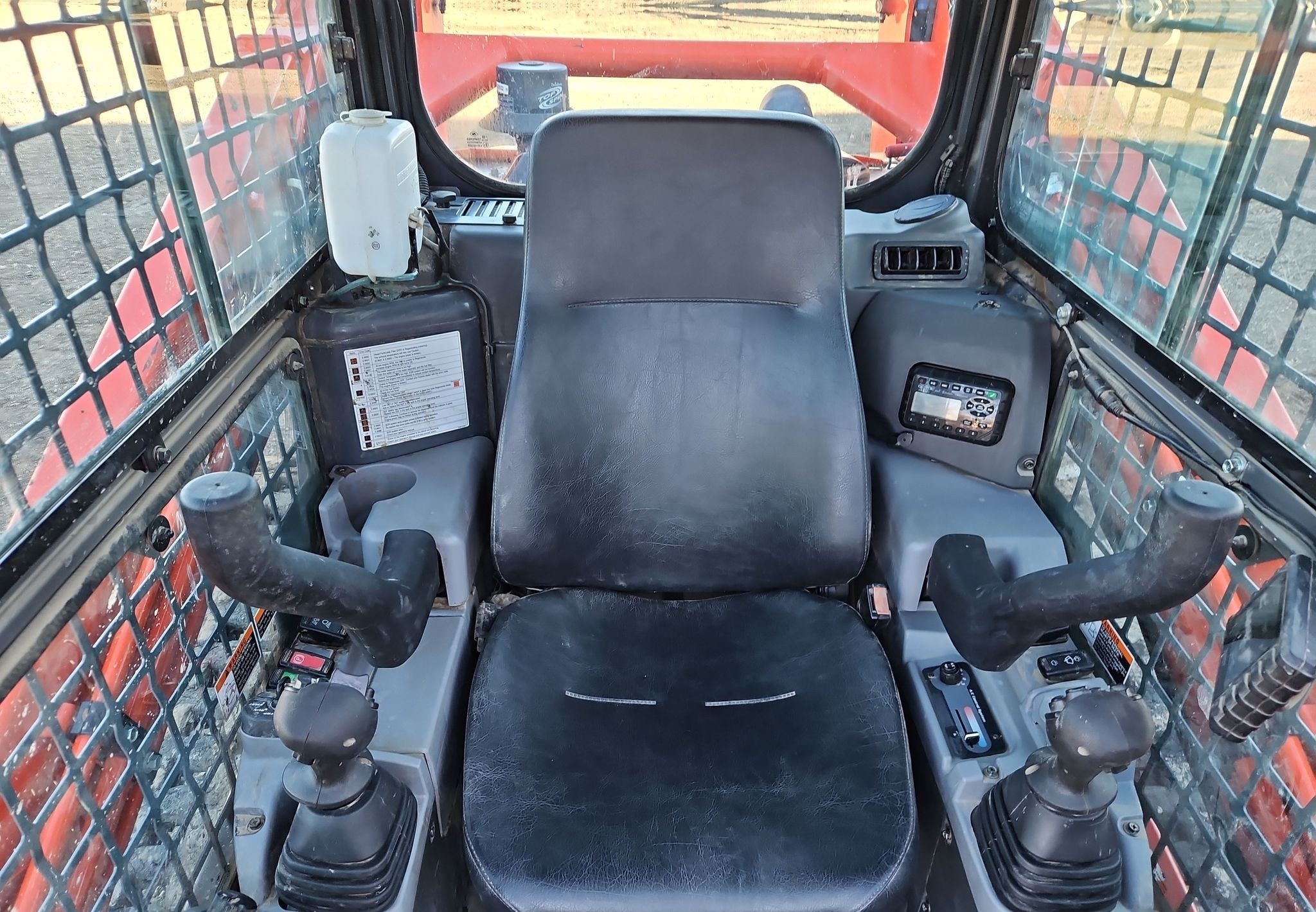 gallery 2022 Kubota SVL97-2 tracked skid steer loader