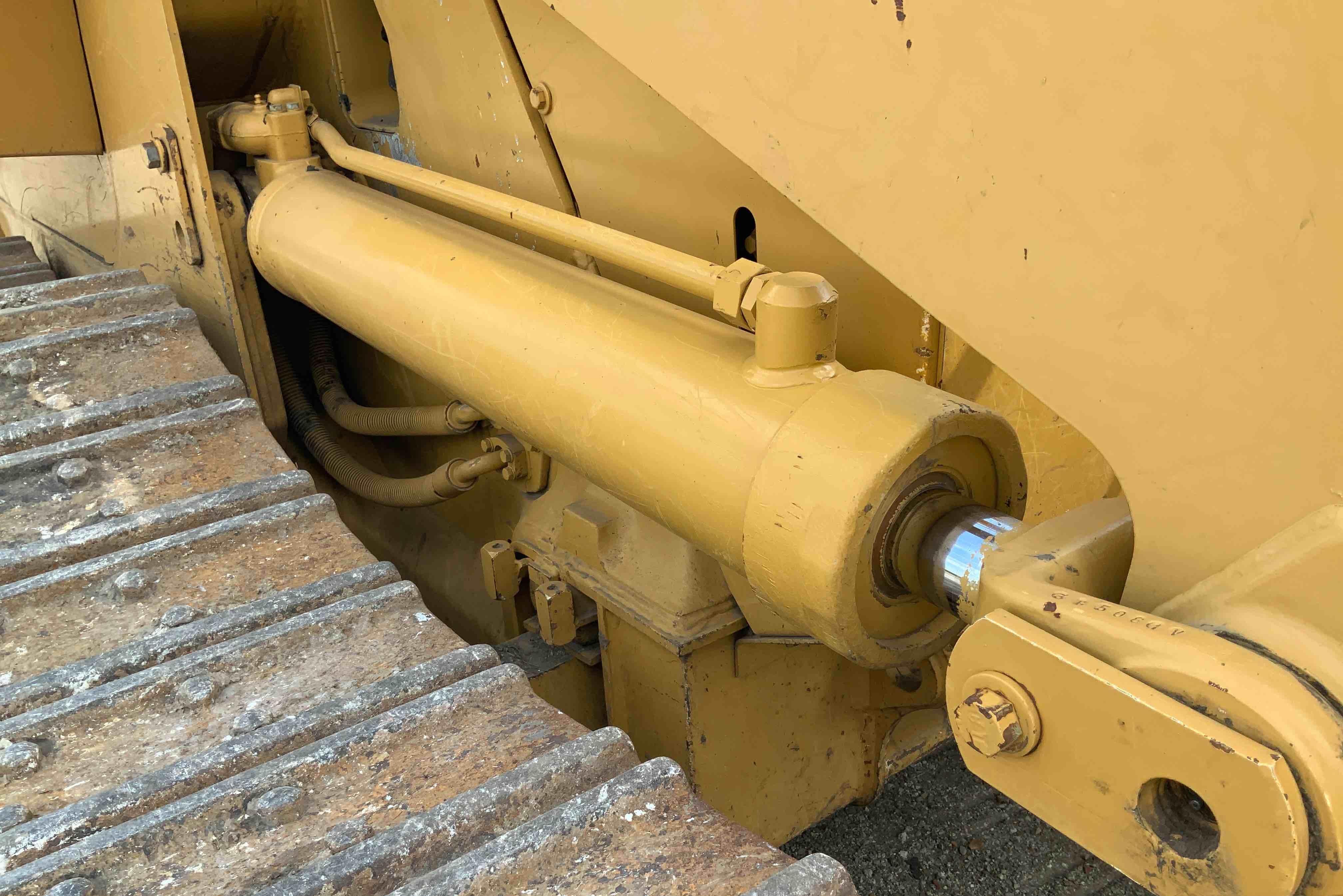 gallery 2002 Caterpillar 963C Track Loader