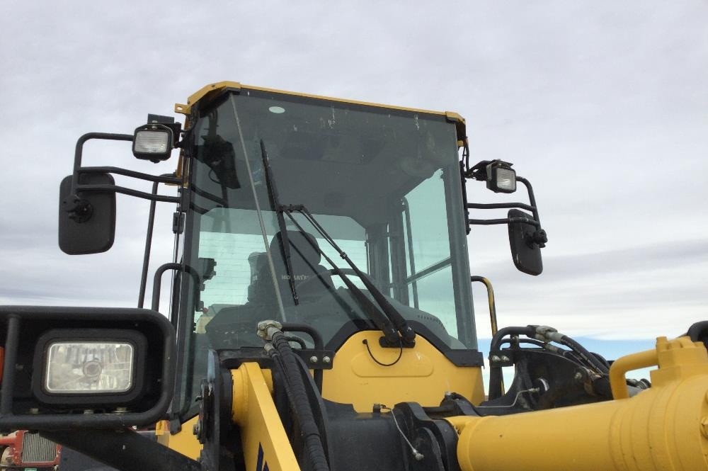 gallery 2018 Komatsu WA270-8 Wheel Loader