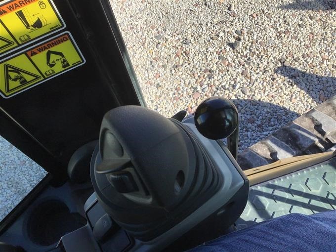 gallery 2015 Caterpillar 305E2CR Mini Excavator